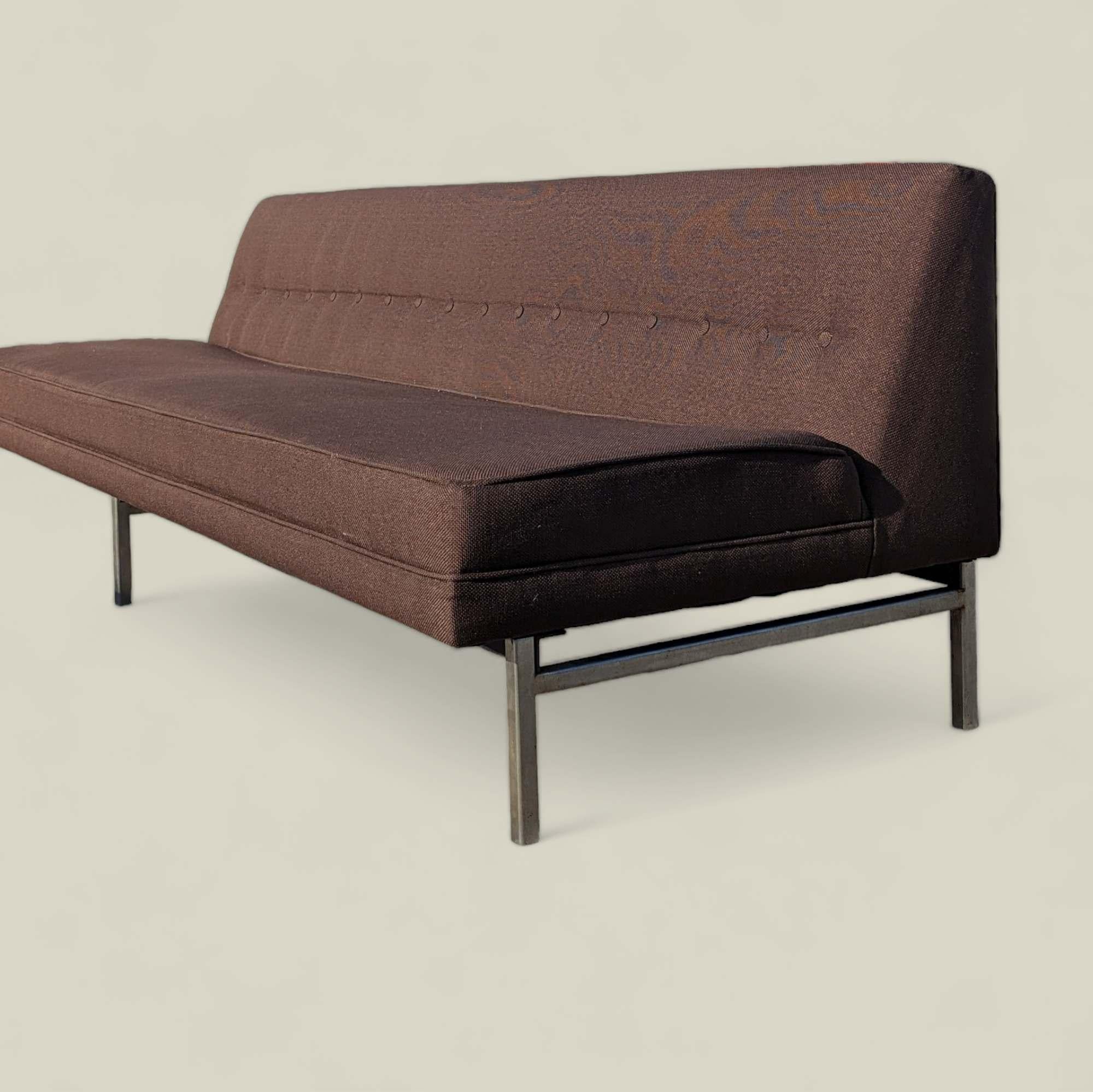 20ième siècle Canapé moderne du milieu du siècle avec tables d'appoint George Nelson pour Herman Miller en vente