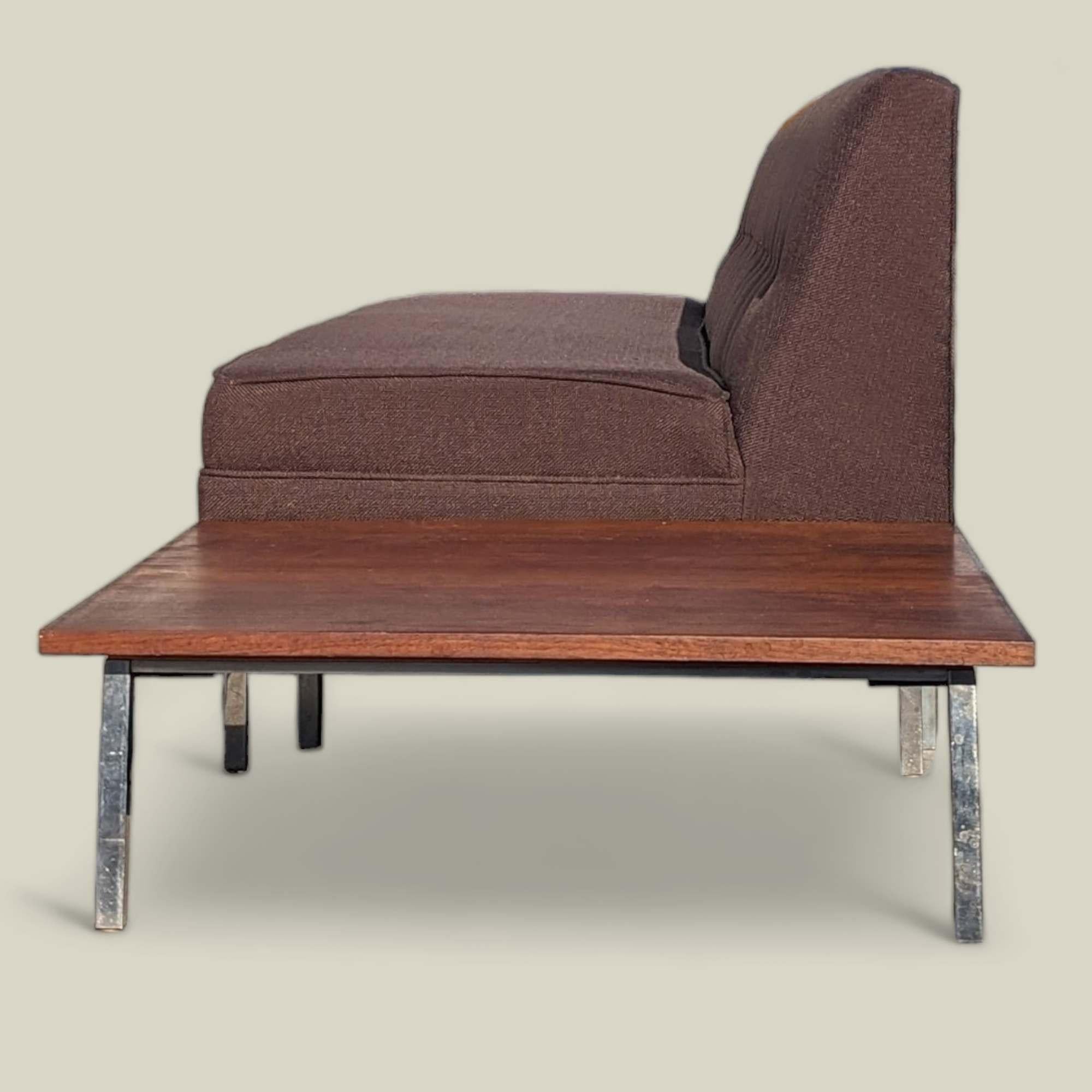 Canapé moderne du milieu du siècle avec tables d'appoint George Nelson pour Herman Miller en vente 1