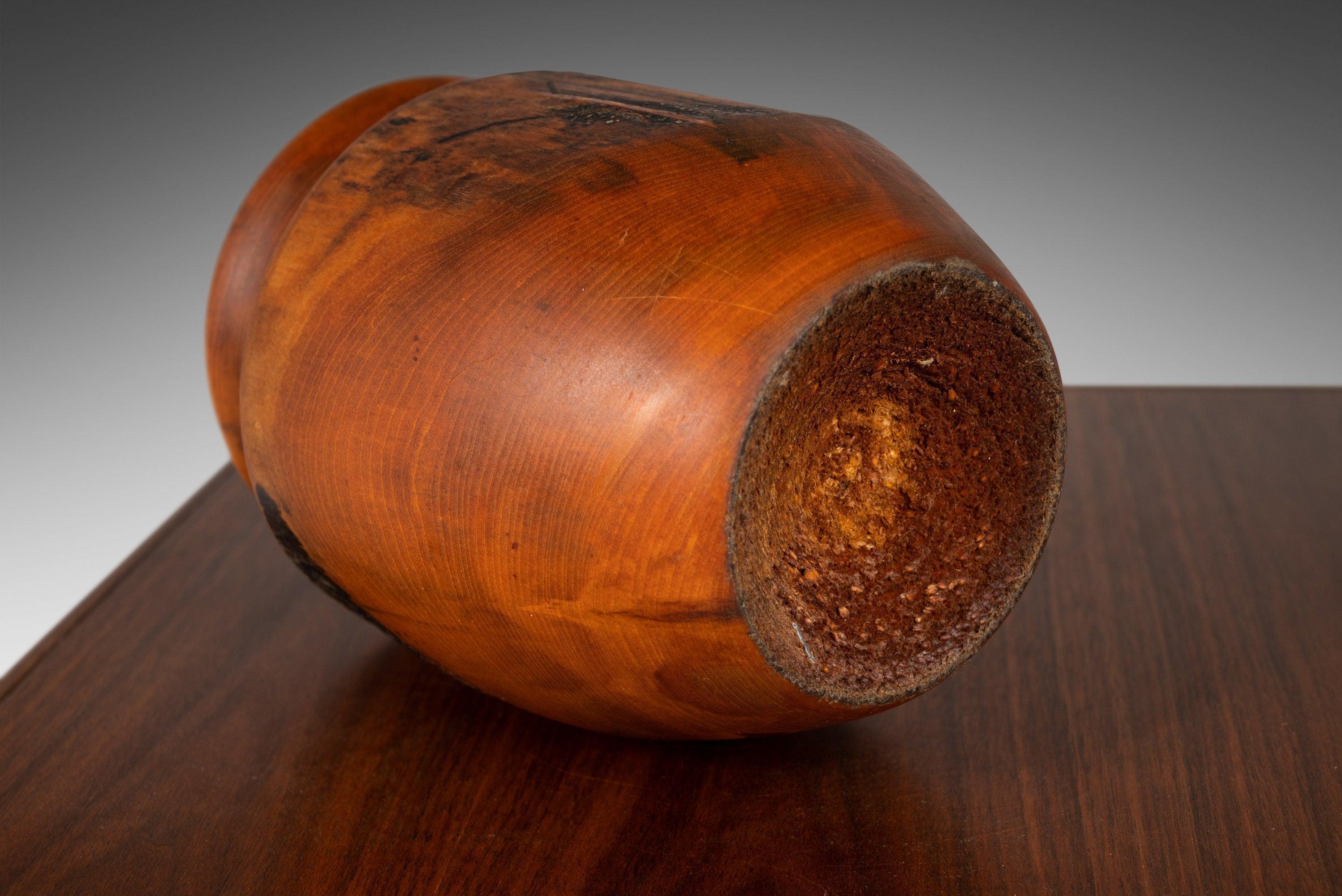 Mid-Century Modern Solid Birch Wood Turned Vase by Joseph Thompson For Sale 3