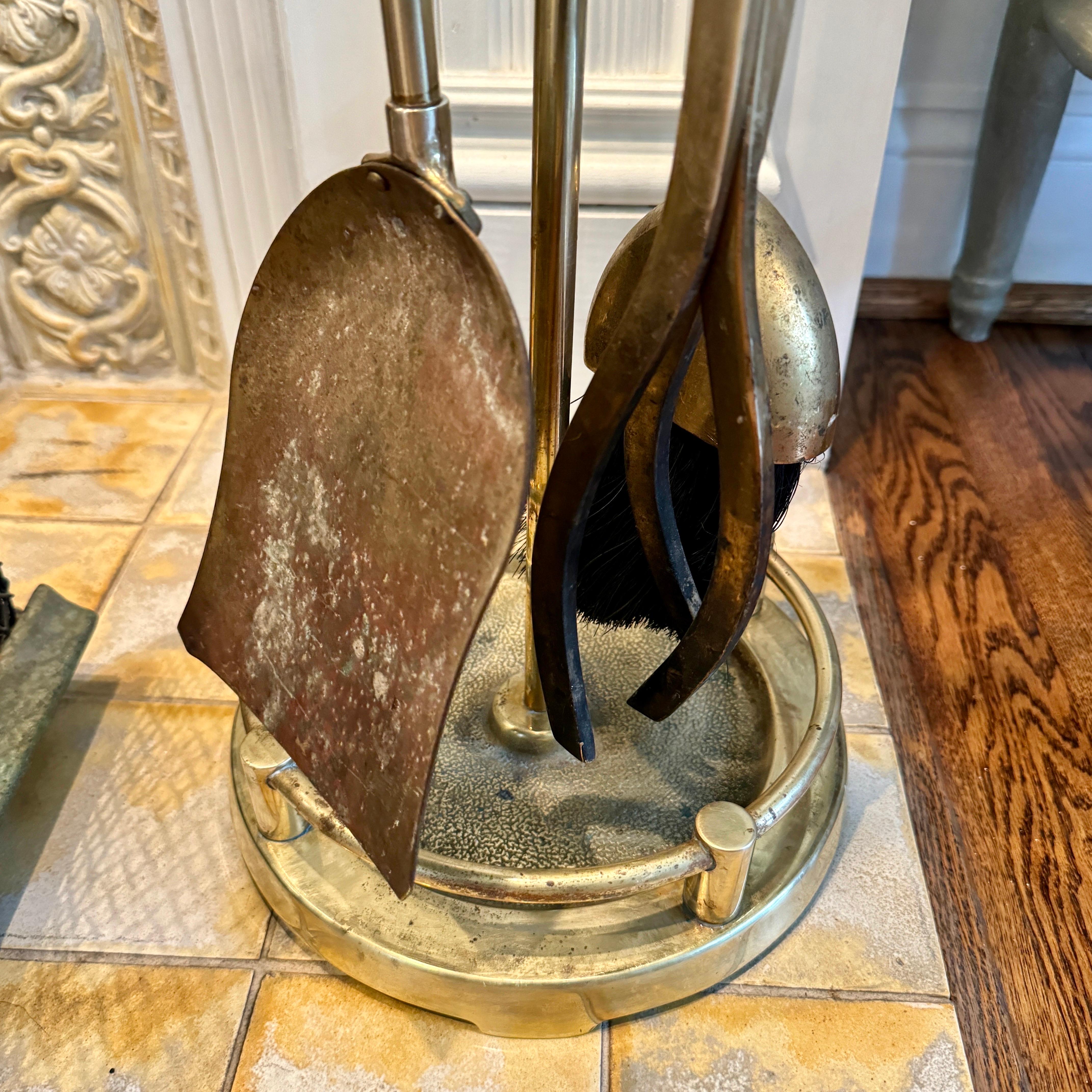 Mid-Century Modern Solid Brass Fireplace Tools on Stand For Sale 5