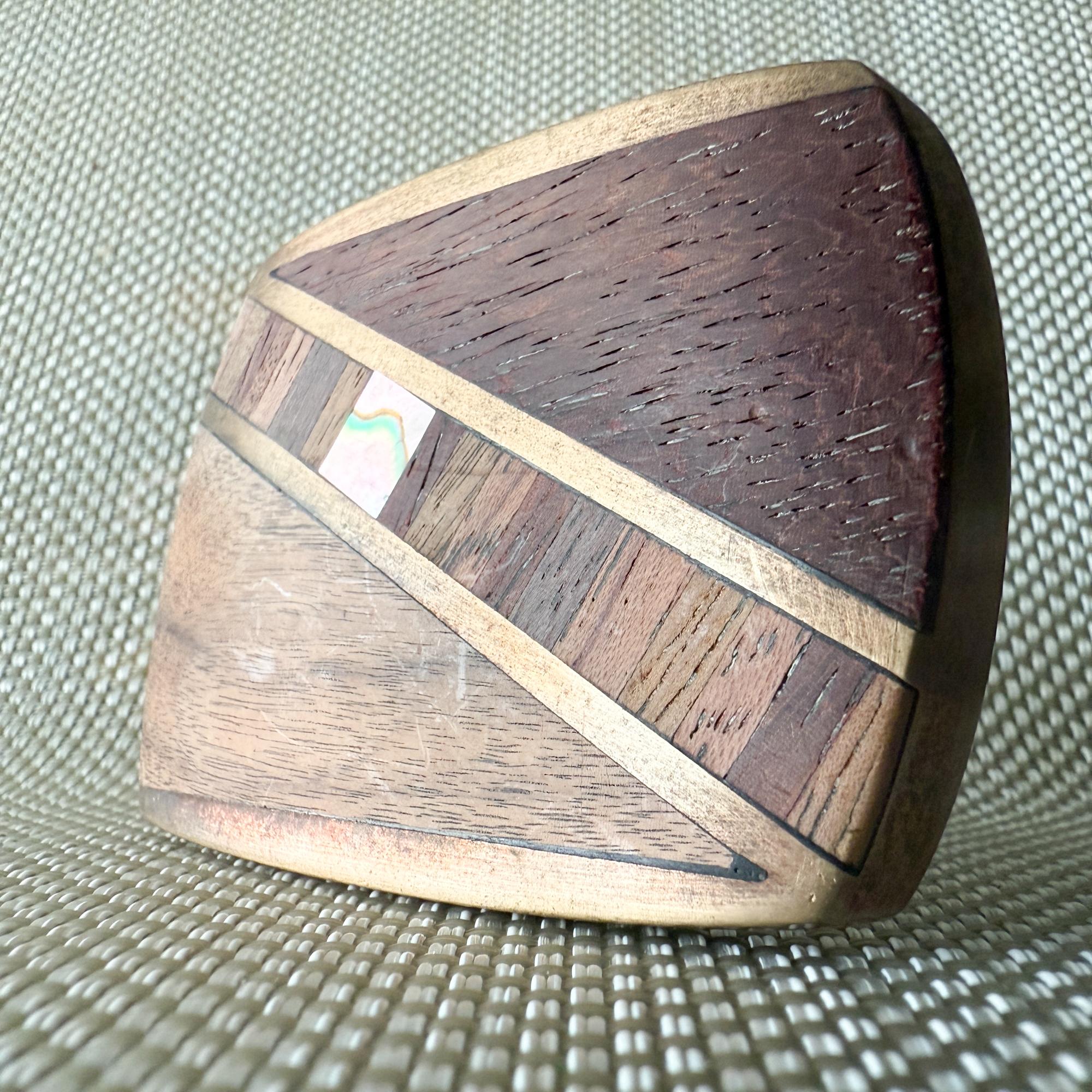 1970er Jahre solide Bronze Gürtelschnalle Holz Abalone Inlay im Angebot 6