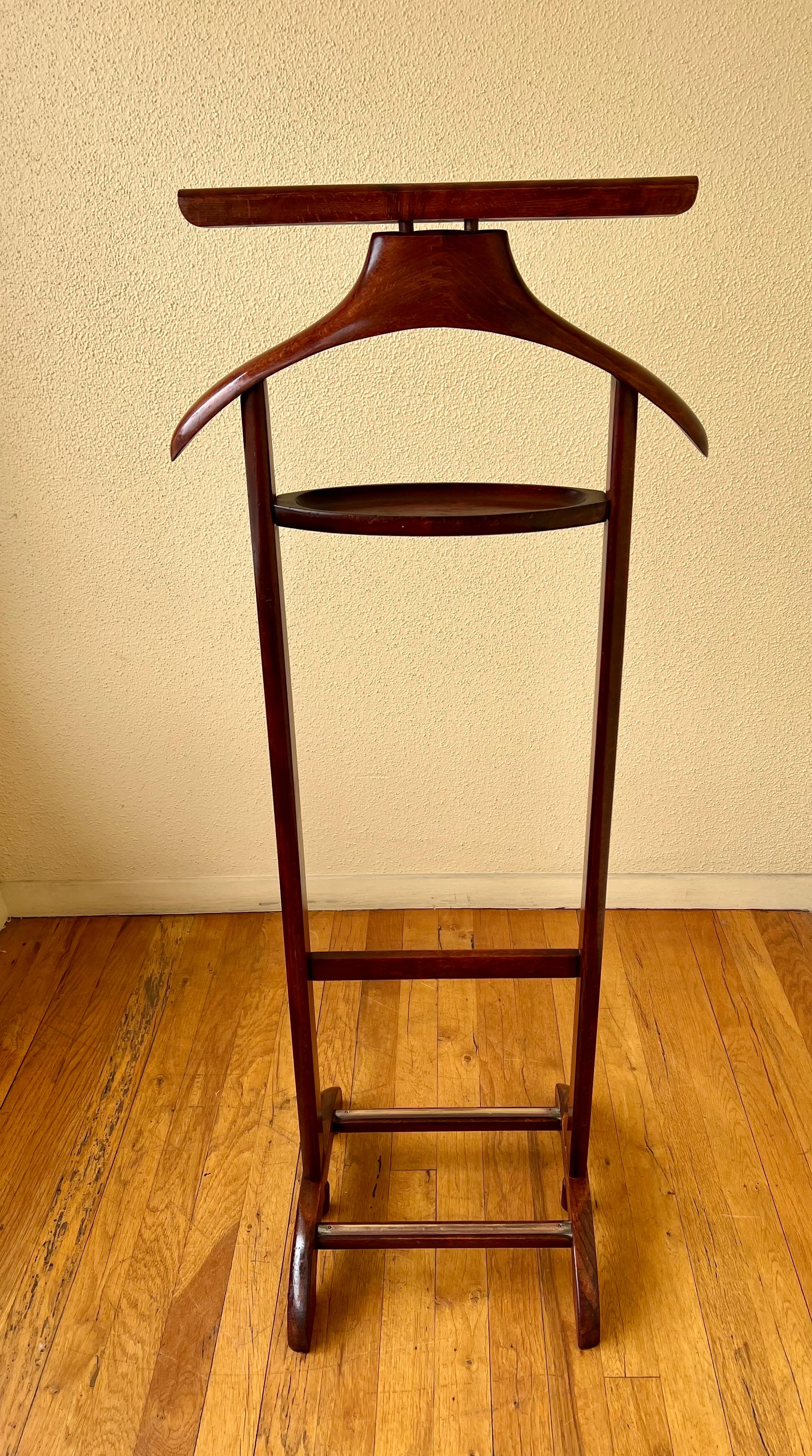 Mid-Century Modern Solid Mahogany Mens Valet by Ico & Luisa Parisi, Italy, 1950s In Good Condition In San Diego, CA