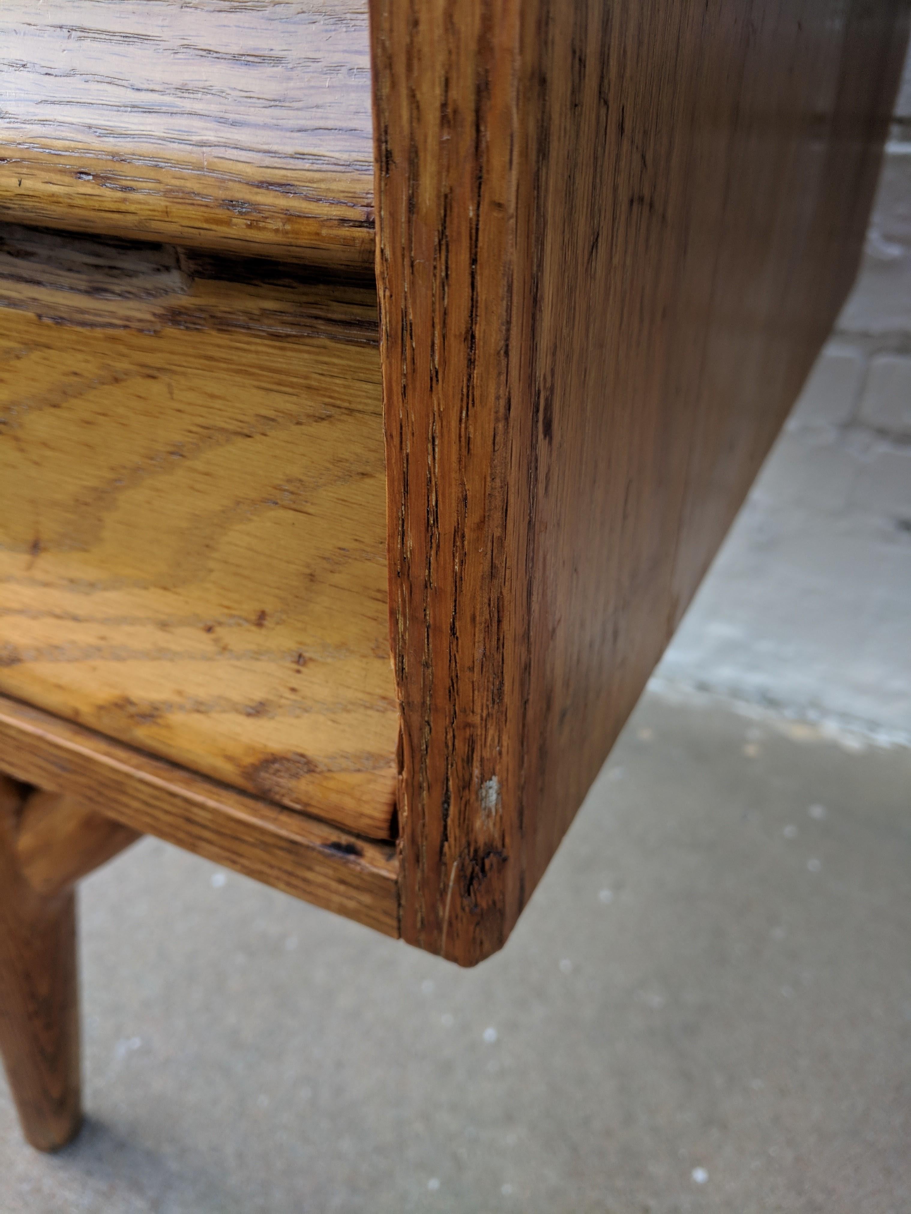 Mid Century Modern Solid Oak Desk with Laminate Top For Sale 5