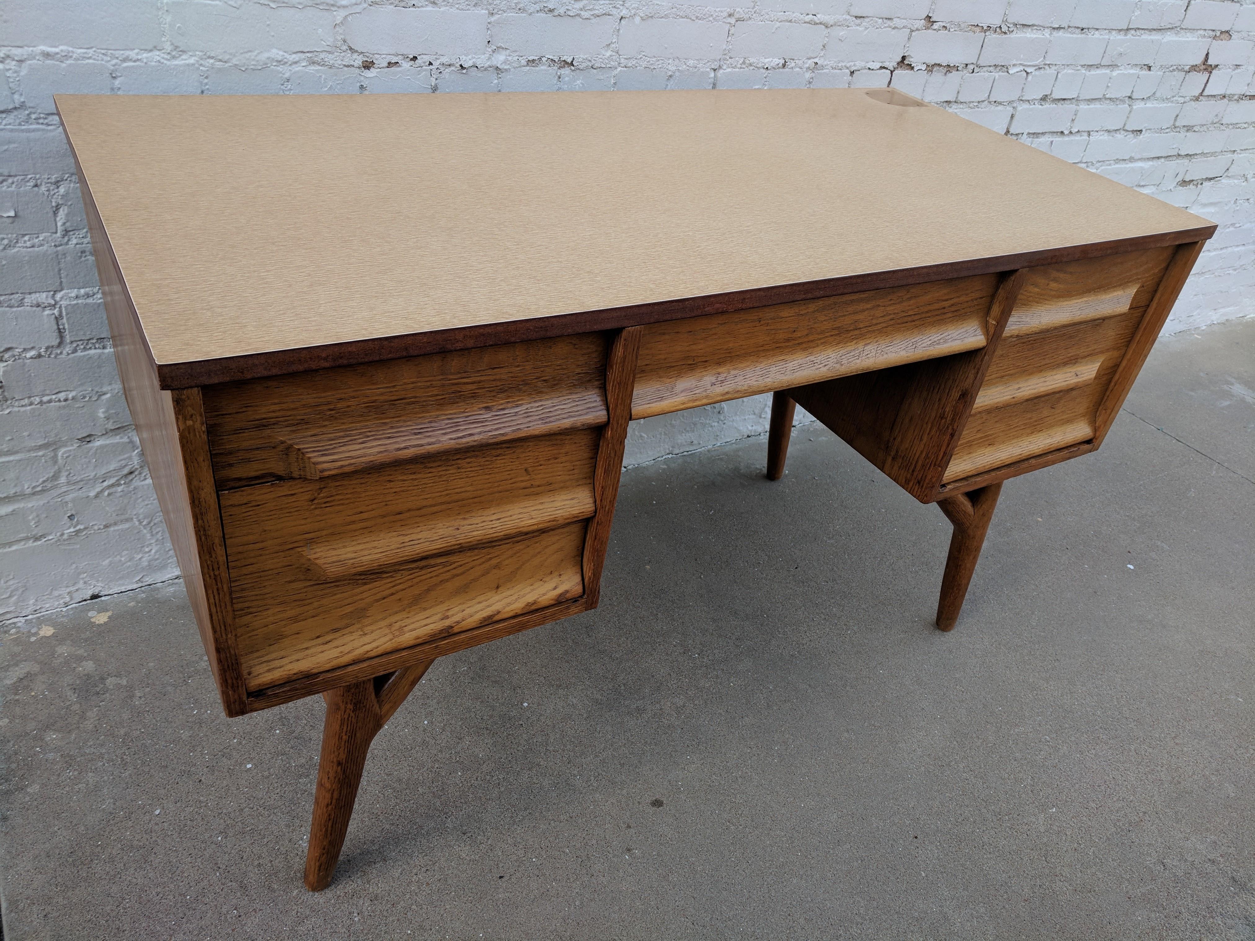 20th Century Mid Century Modern Solid Oak Desk with Laminate Top For Sale