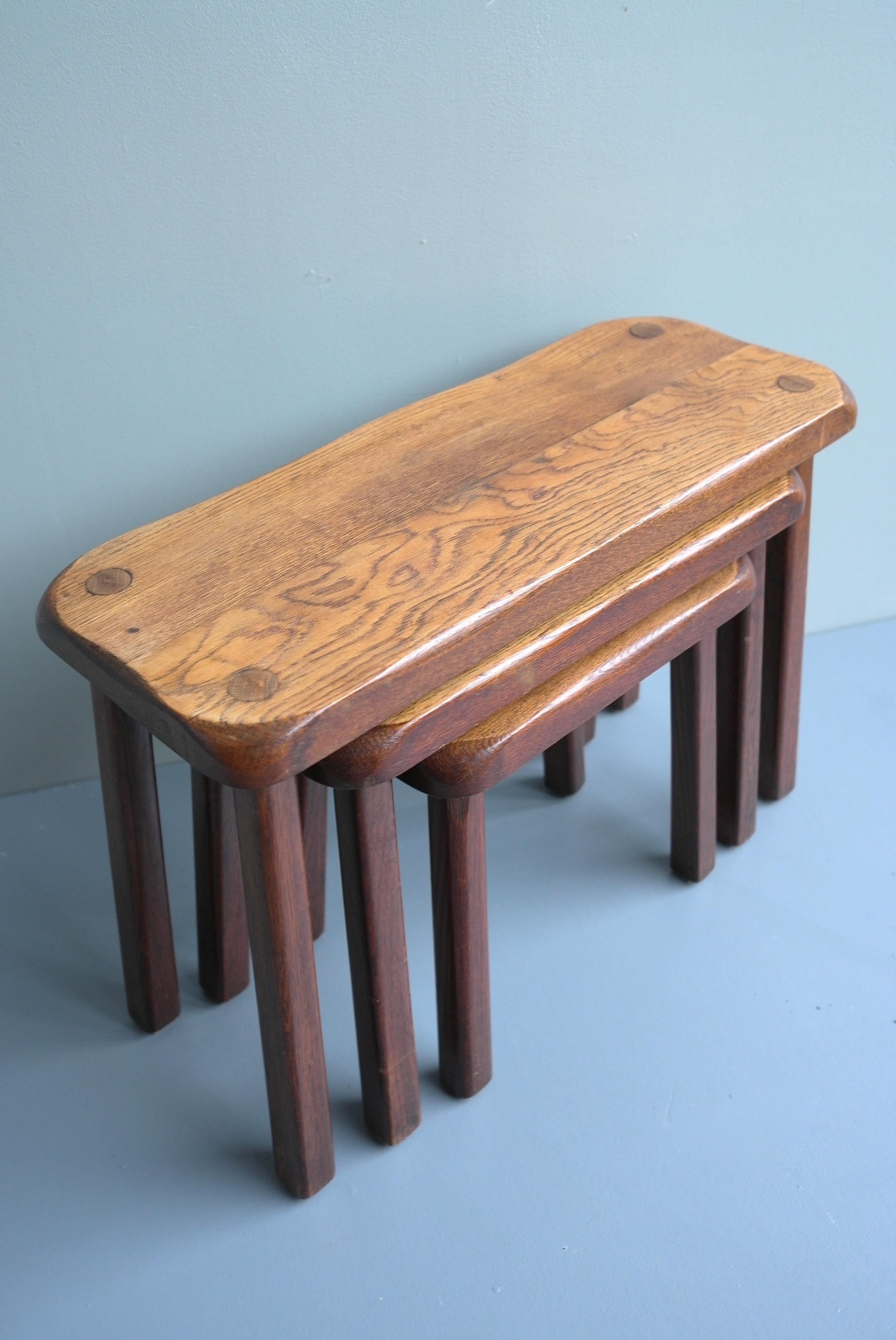 Mid-Century Modern Solid Oak Nesting Tables, France 1960's In Good Condition For Sale In Den Haag, NL