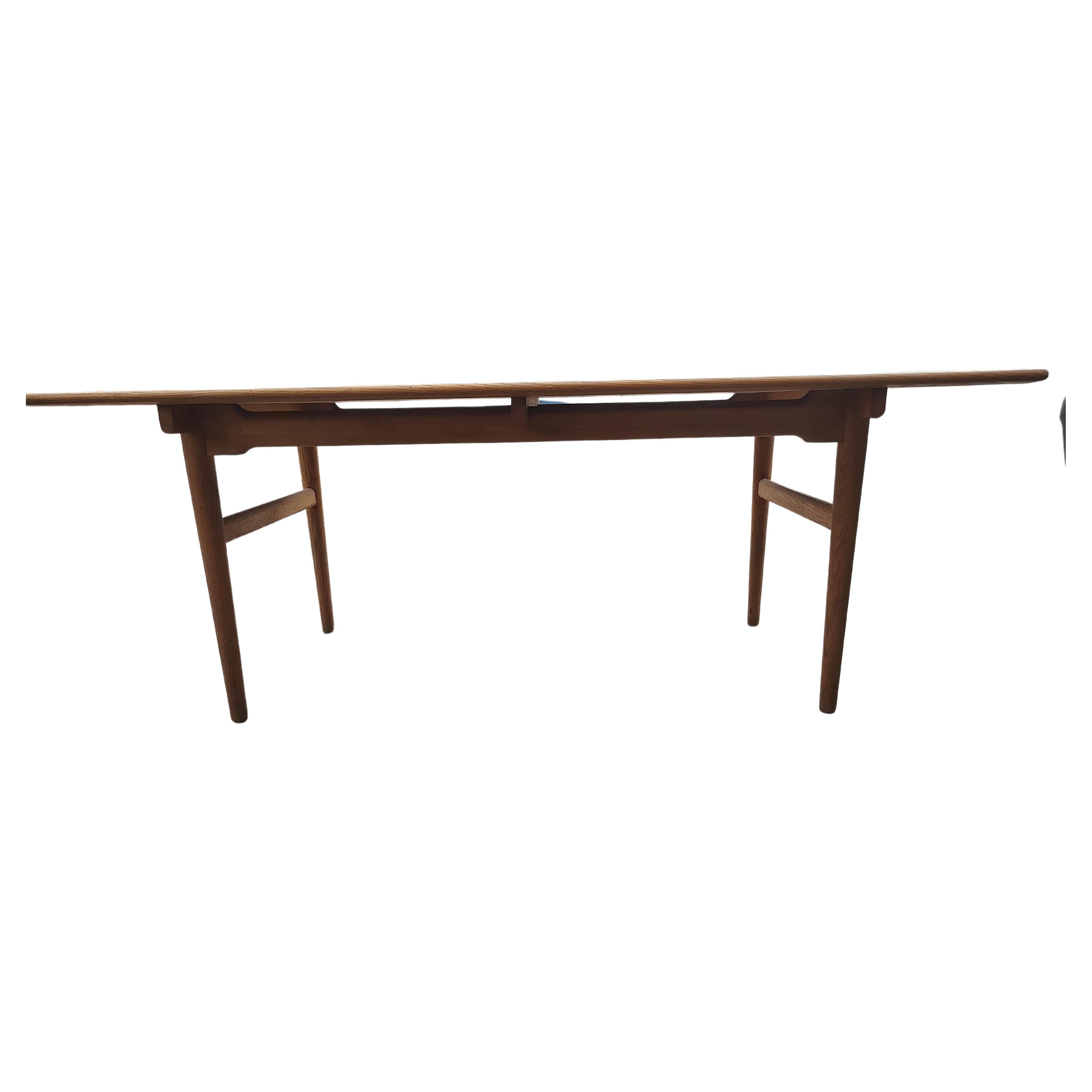 Danish Mid Century Modern  Solid Oak & Teak Dining Table Hans Wegner for Carl Hansen For Sale