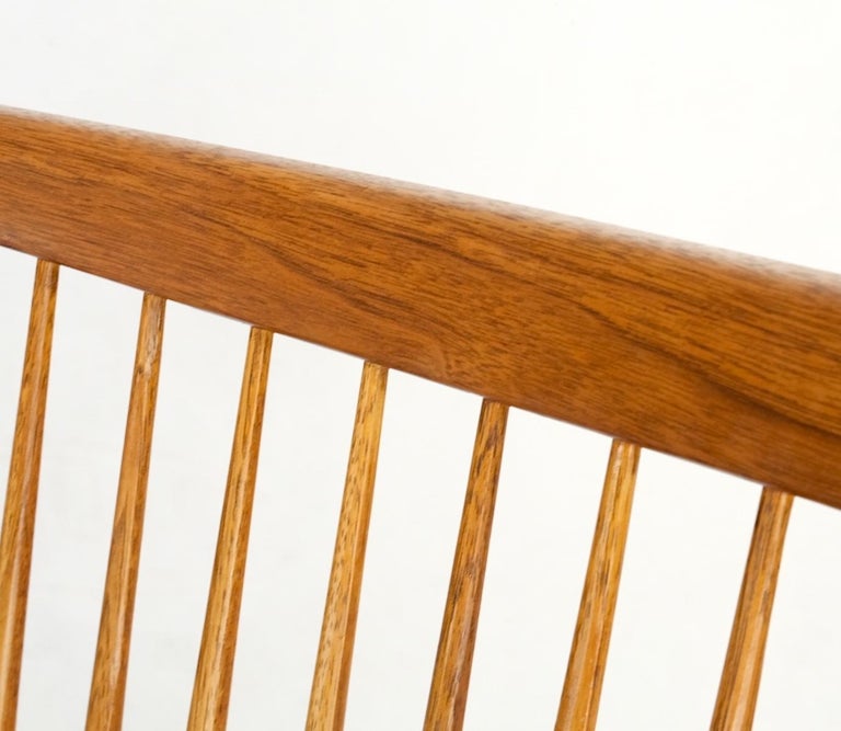 Mid-Century Modern Solid Oiled Walnut George Nakashima Slab-Arm Lounge Chair For Sale 3