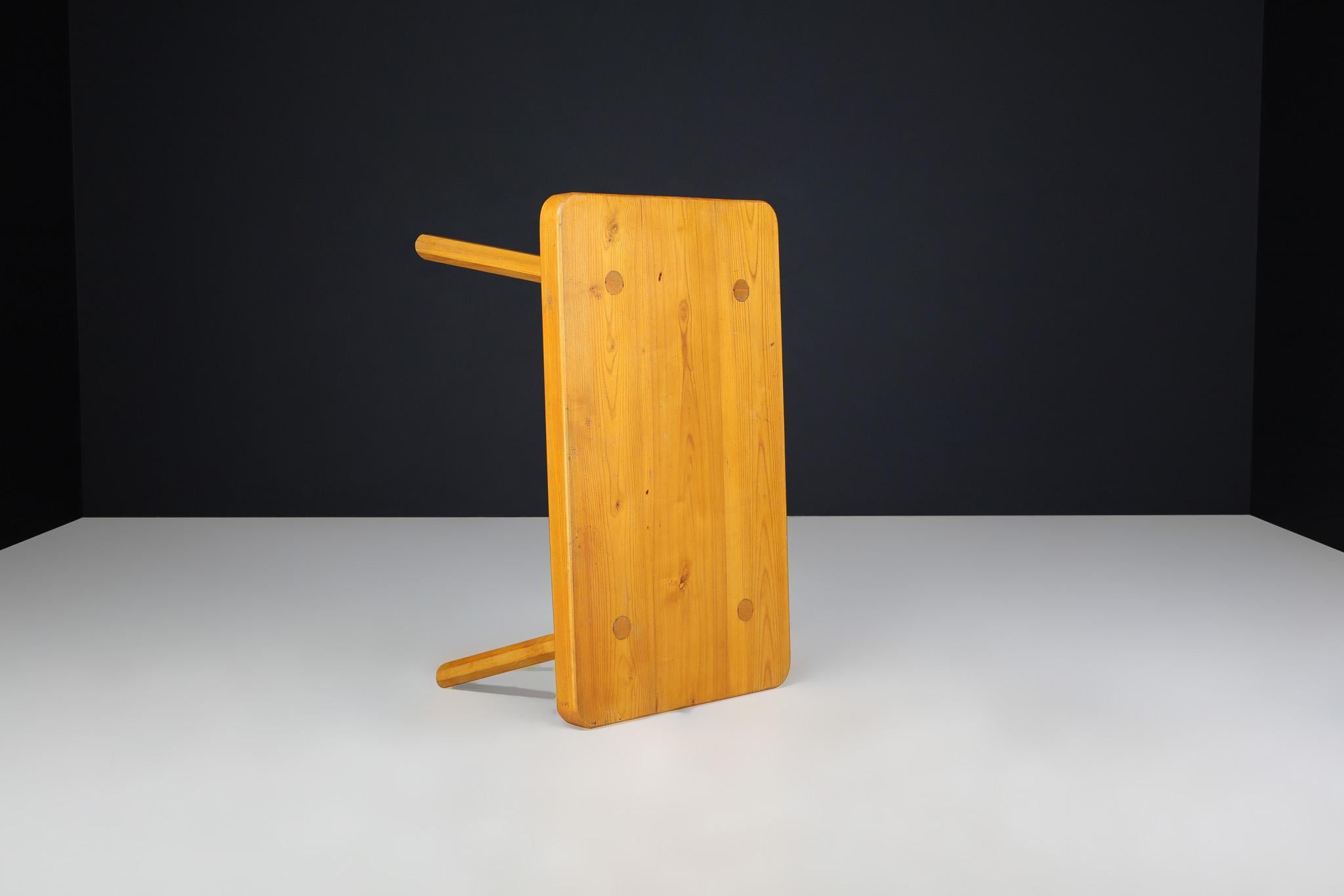 Mesa de centro de pino macizo moderna de mediados de siglo, Francia, años 60 en Bueno estado para la venta en Almelo, NL