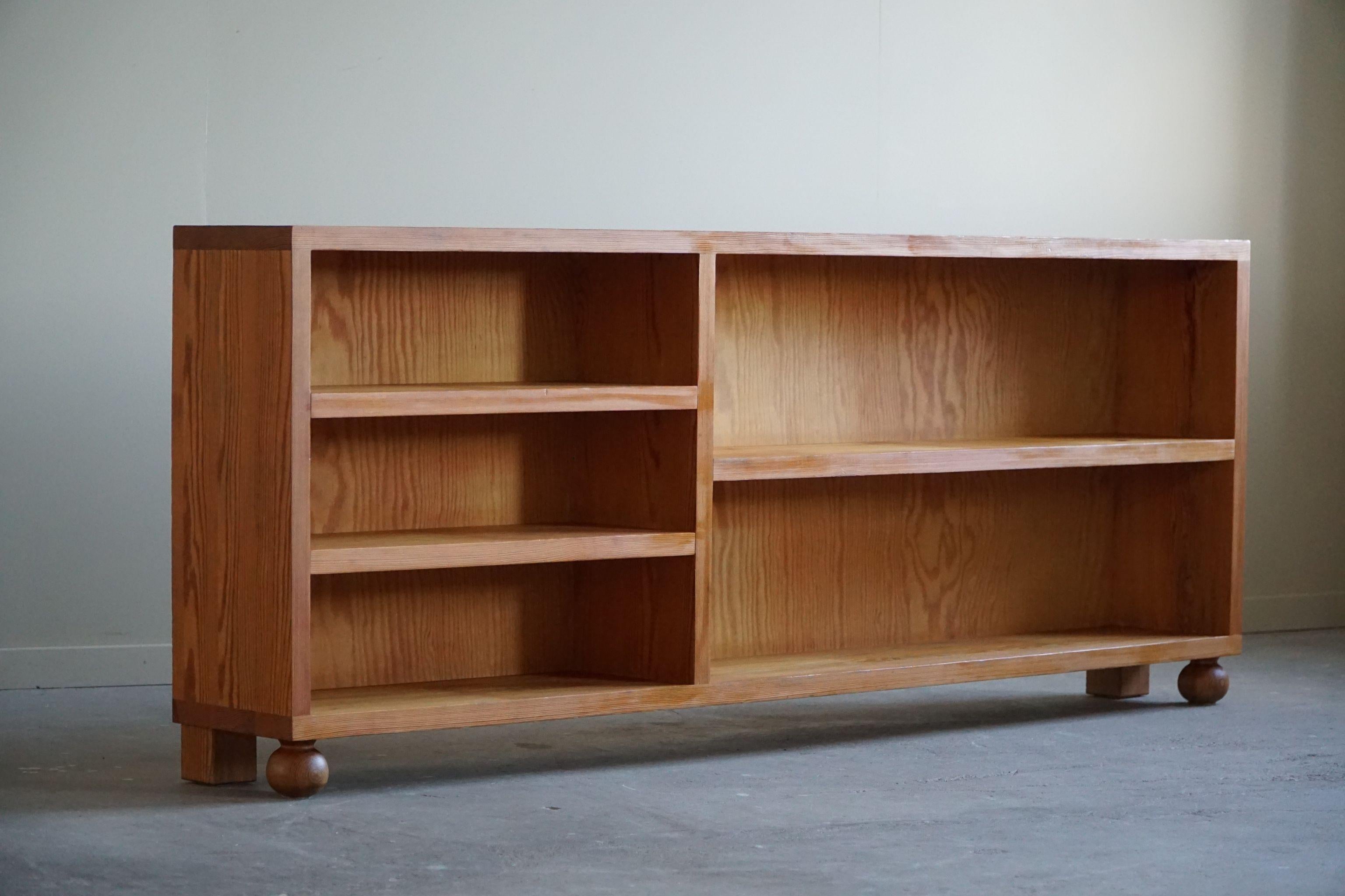 Mid Century Modern, Solid Pine Shelf, Made by A Danish Cabinetmaker, 1970s For Sale 6