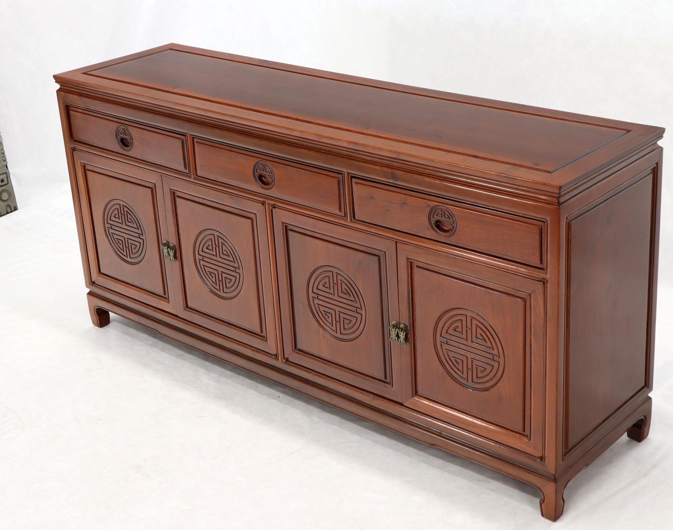 Two double doors compartments 4 drawers solid carved rosewood Chinese oriental credenza sideboard long dresser.
