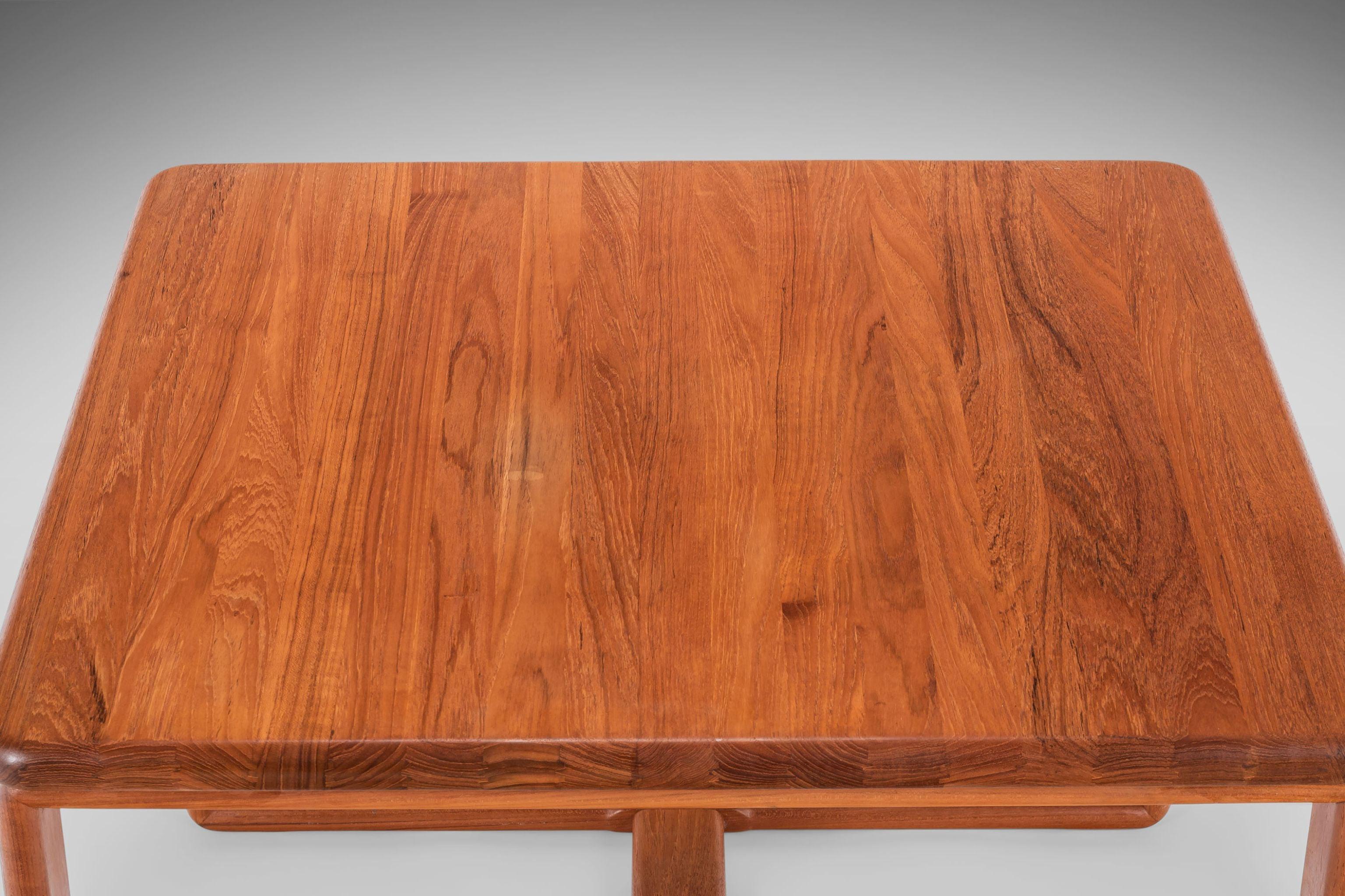 Mid-Century Modern Solid Teak Coffee Table, c. 1970's For Sale 5