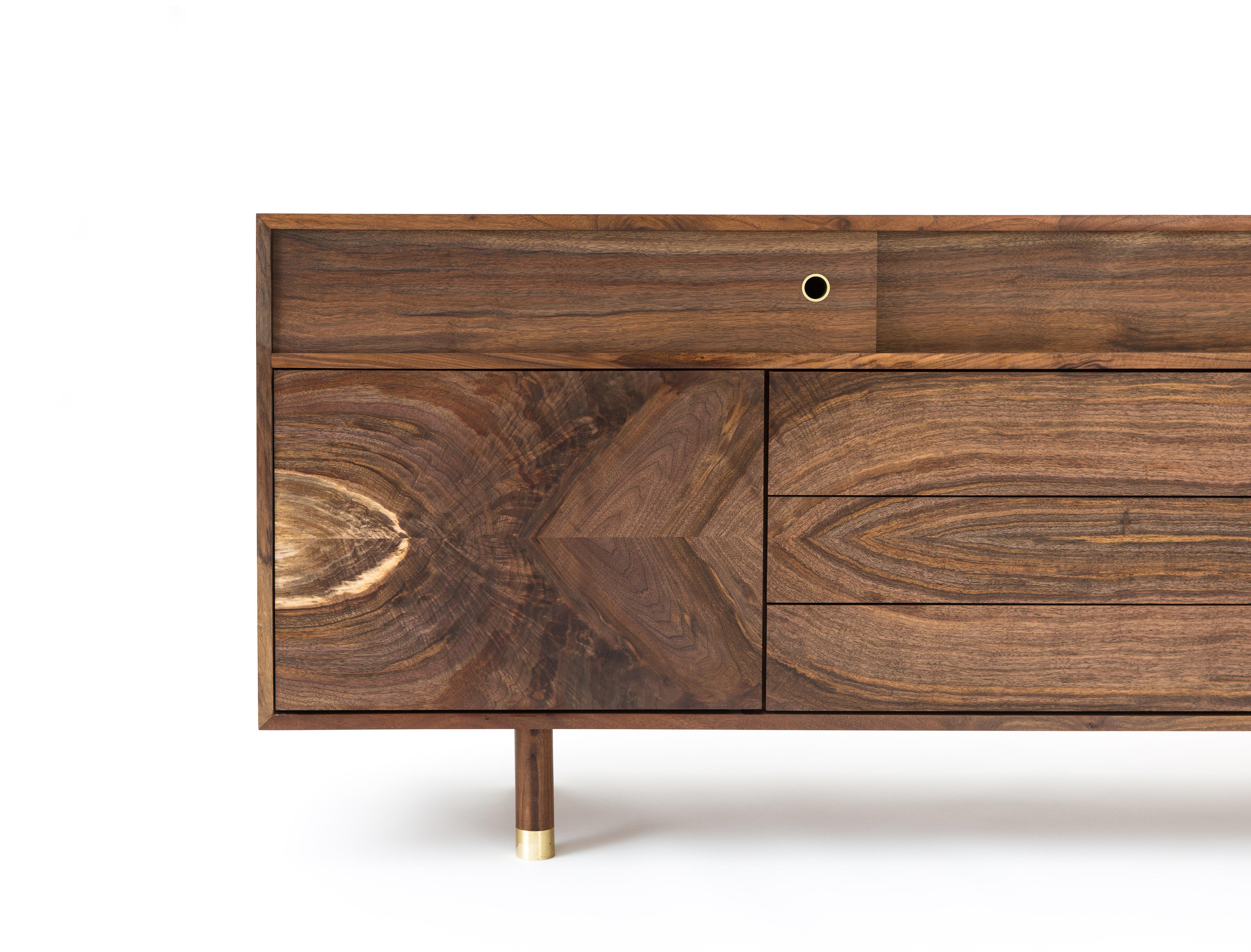 Mid Century Modern Solid Walnut and Brass Credenza Handmade  For Sale 4