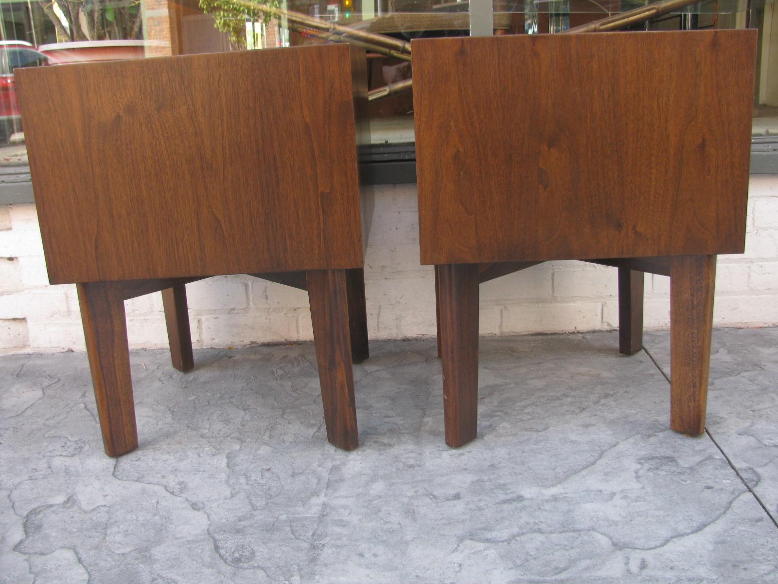 Mid-Century Modern  Custom Designed Solid Walnut Night Tables For Sale 2