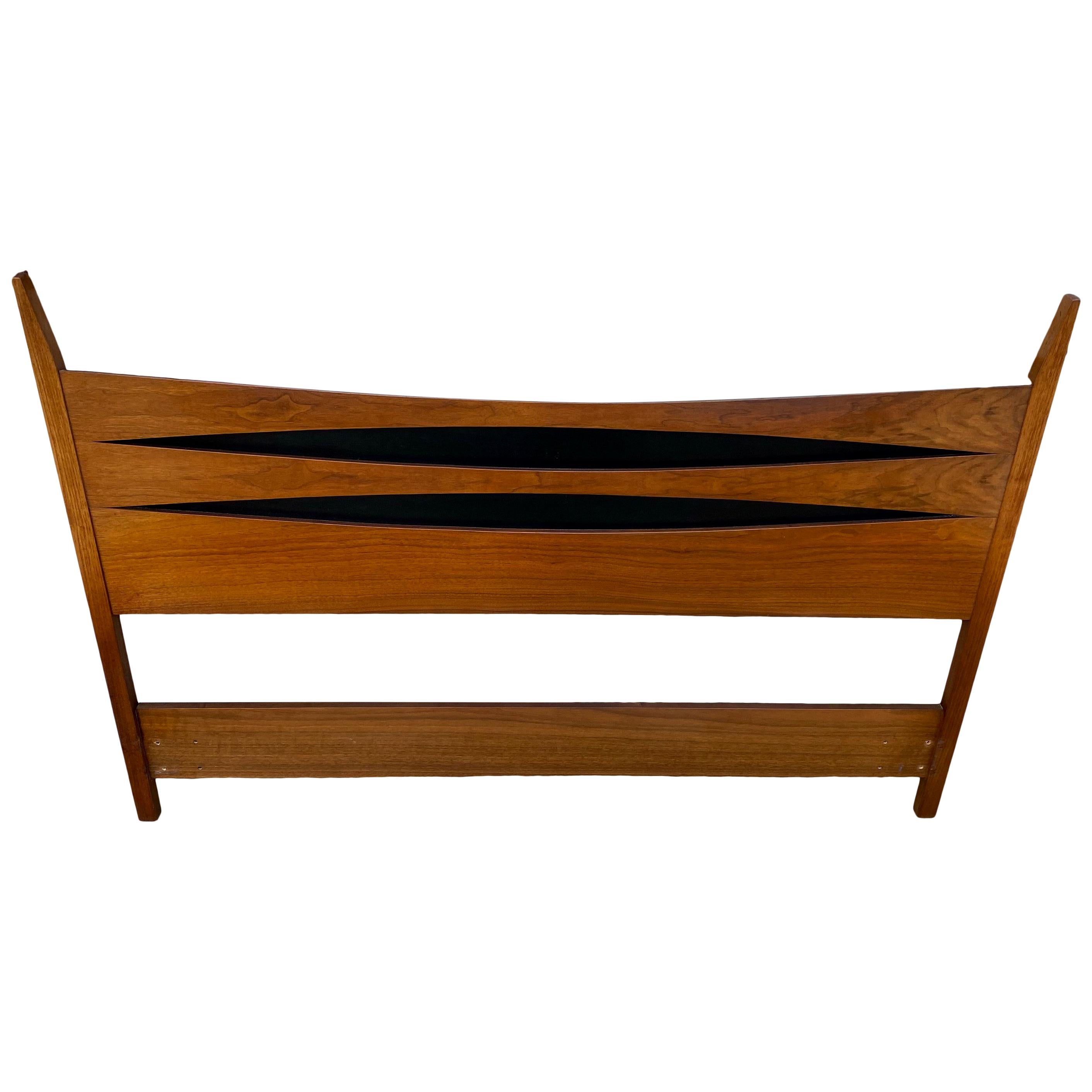 Mid-Century Modern Solid Walnut Queen Bed Headboard Style of Arne Vodder