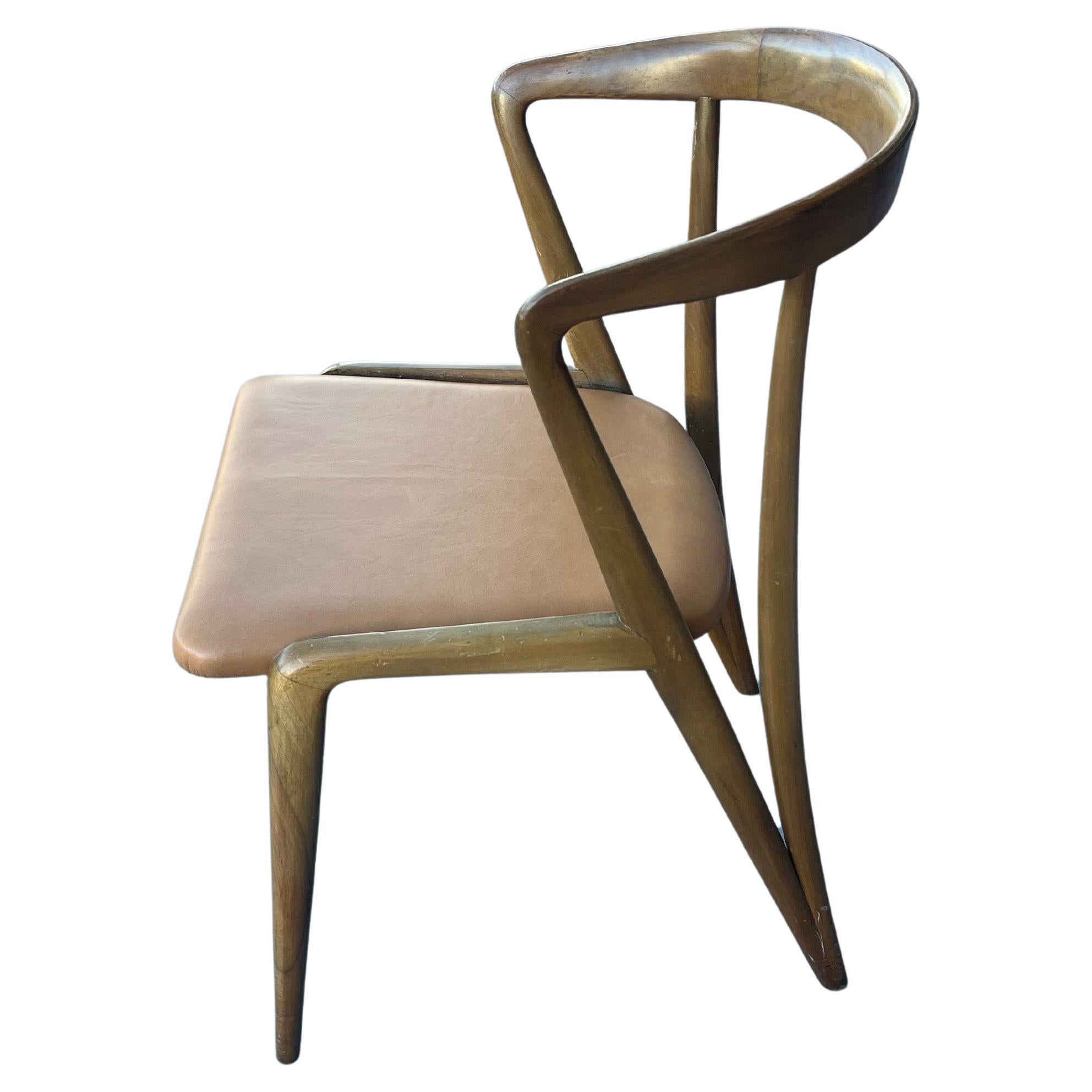 italien Chaise rare en noyer massif du milieu du siècle dernier par Bertha Schaefer pour Singer & Sons en vente