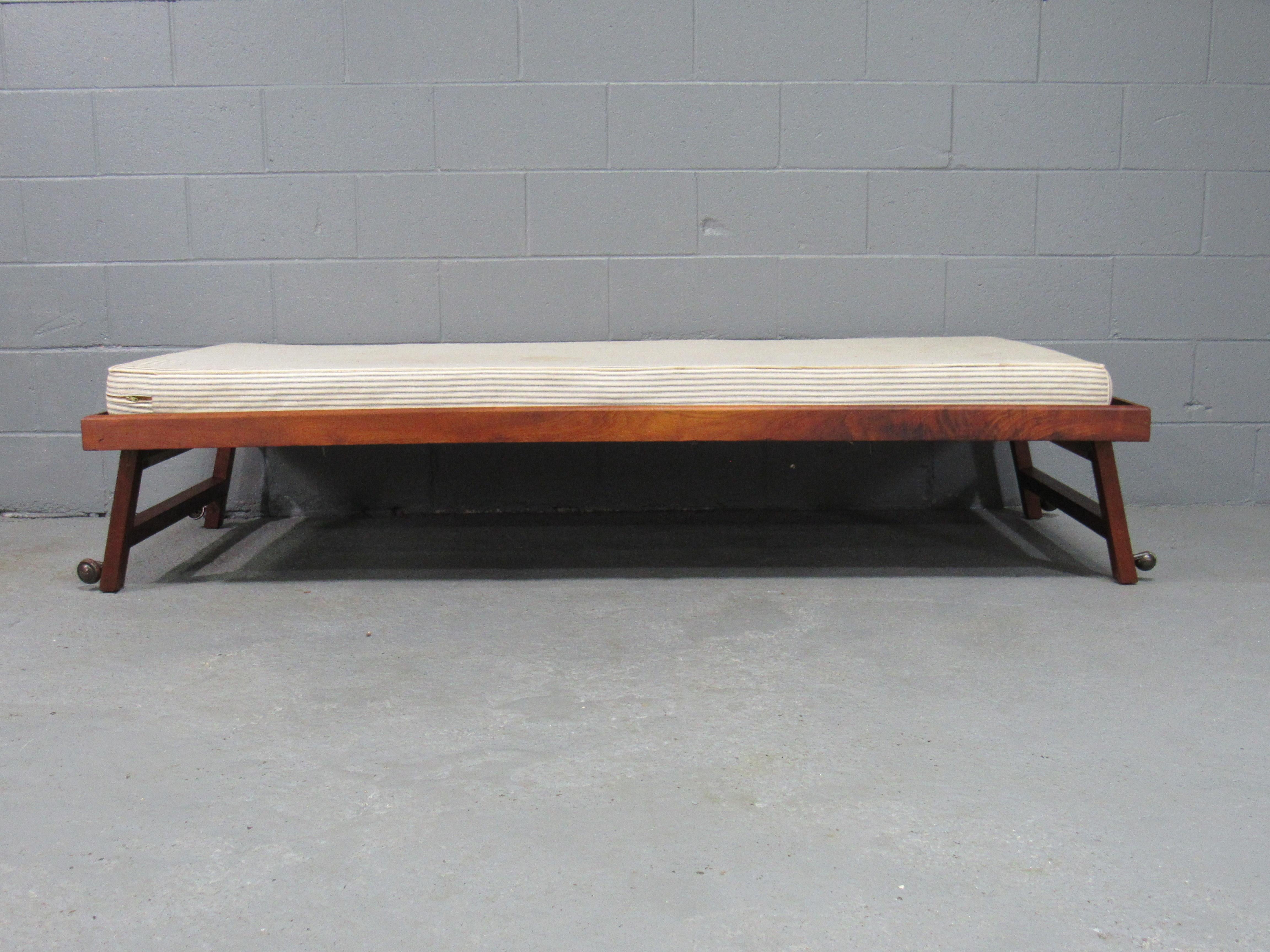 Mid-Century Modern Solid Walnut Trundle Pull-Out Daybed by Design Research 12