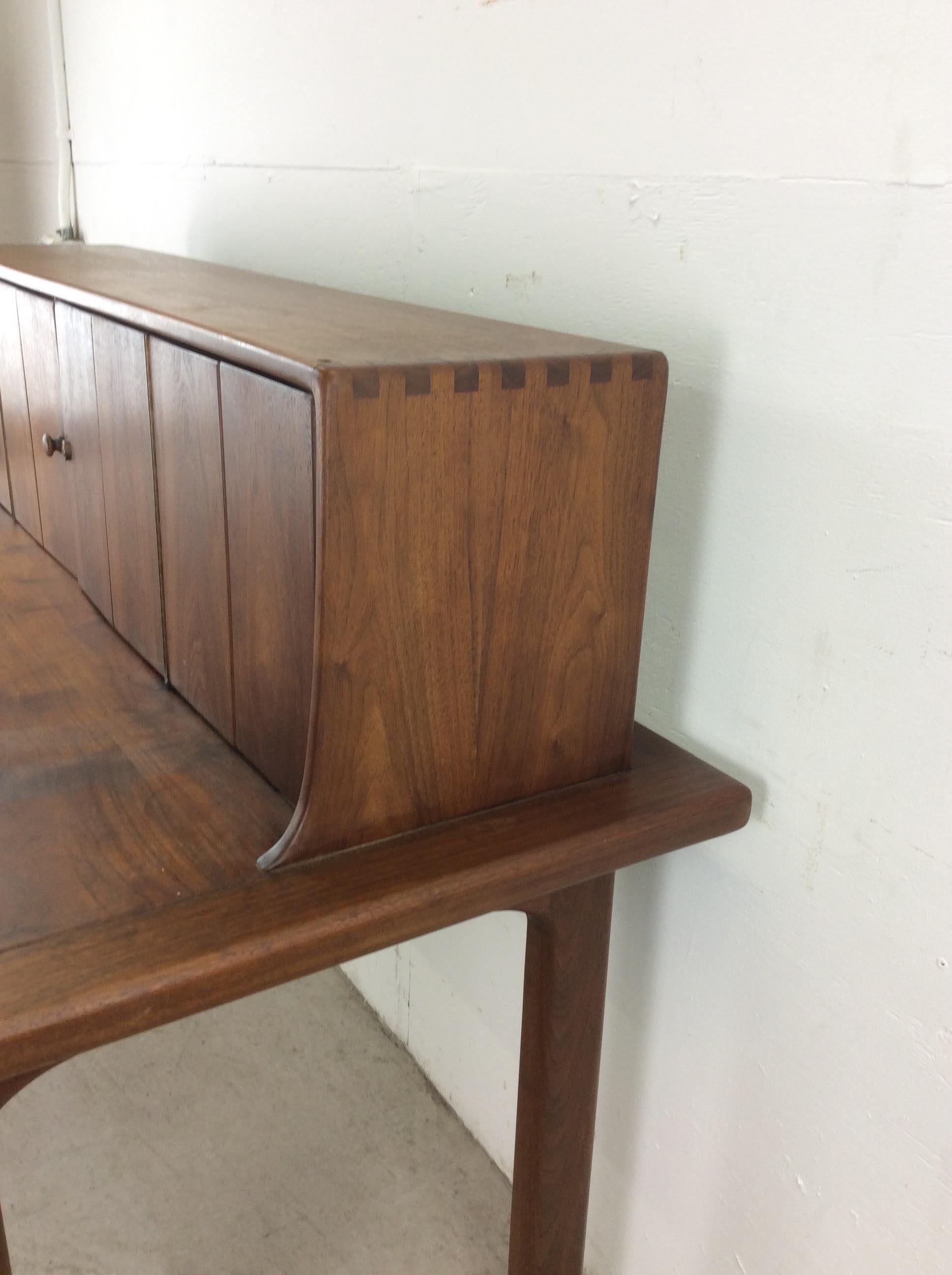 Mid Century Modern Massivholz-Schreibtisch mit Stauraum 11