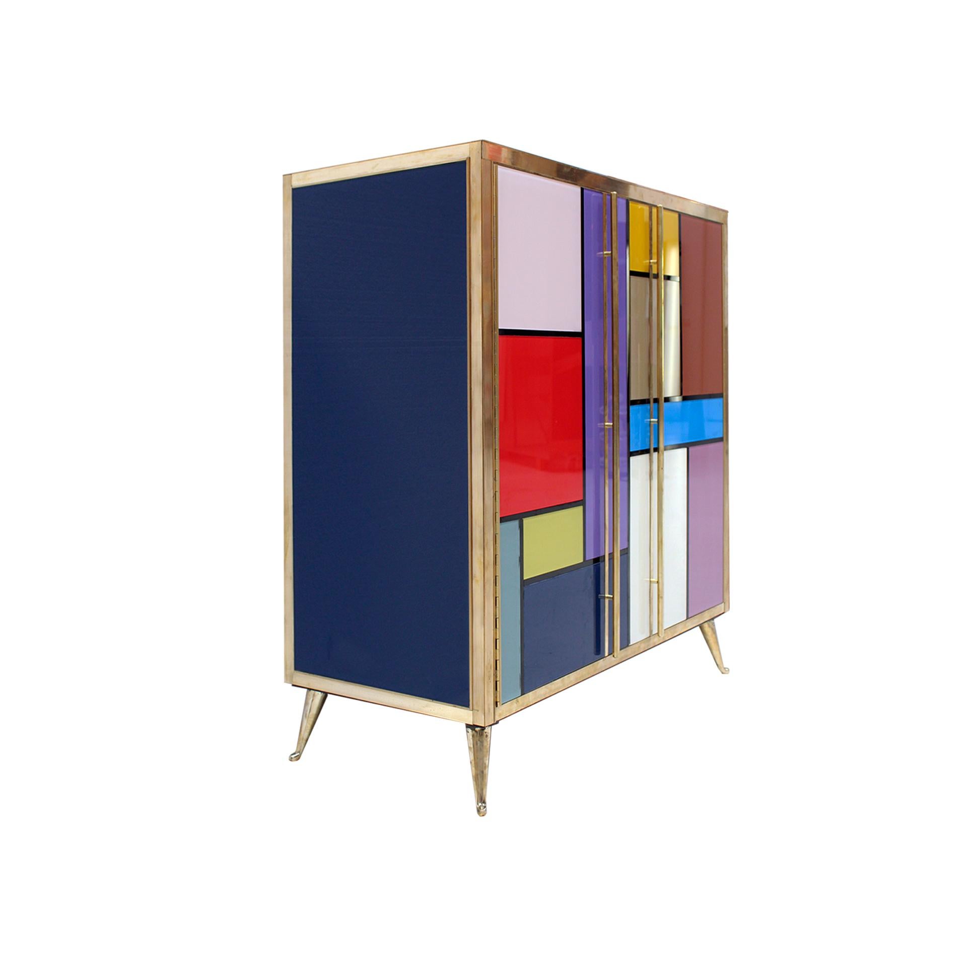 Italienisches Sideboard-Paar aus Massivholz und farbigem Glas, Moderne der Mitte des Jahrhunderts (Mitte des 20. Jahrhunderts) im Angebot