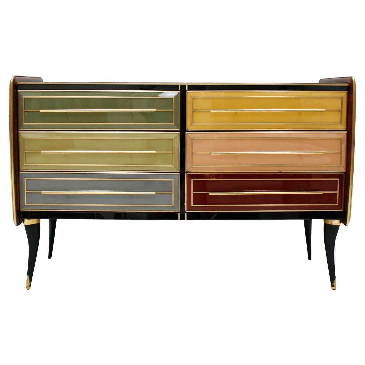 Credenza italiana di metà secolo in legno massiccio e vetro colorato