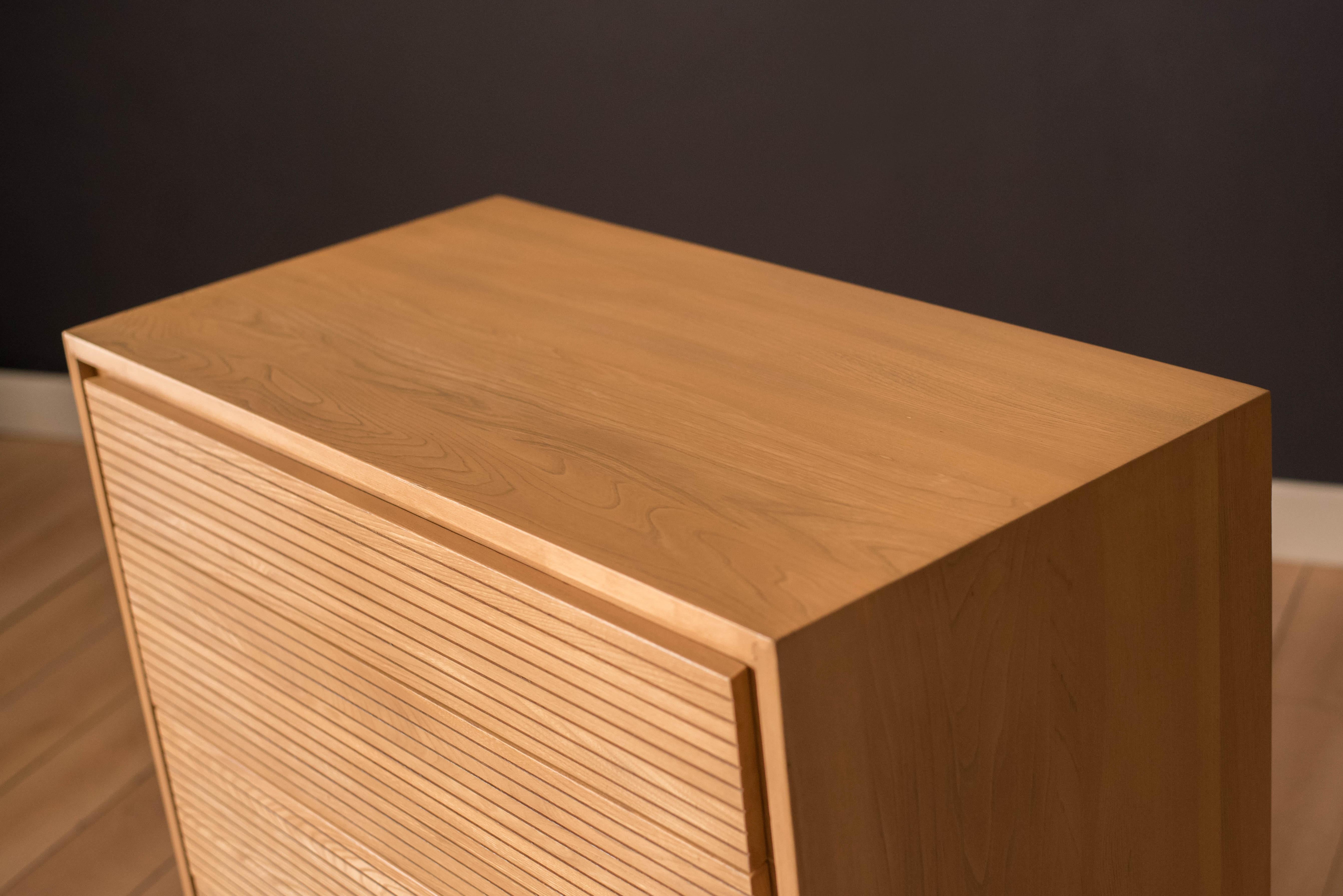 Mid Century Modern Solid Wood Slatted Highboy Storage Dresser Chest In Good Condition In San Jose, CA