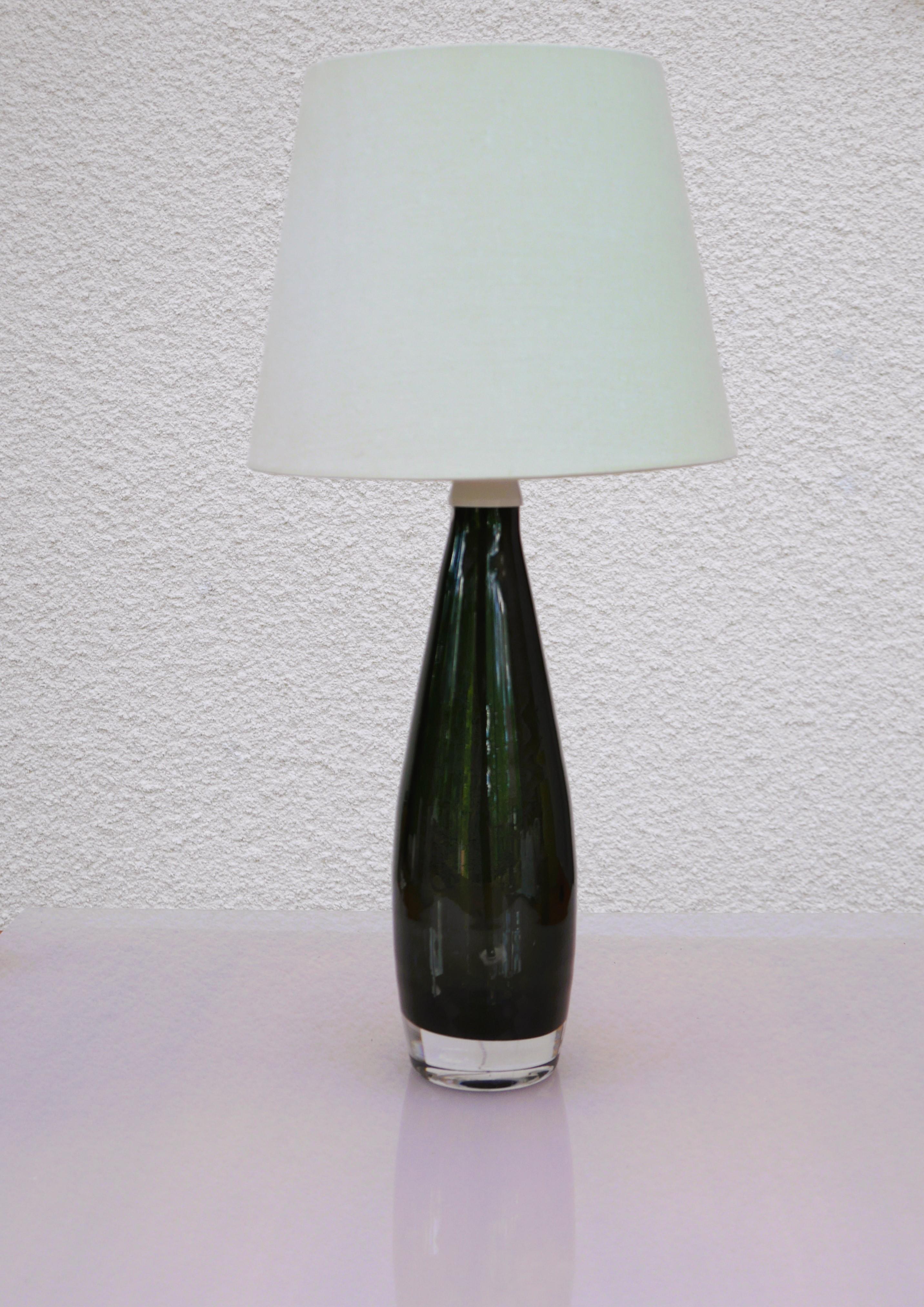 Mid-century Modern sommerso lamp base made and signed by Ove Sandberg Kosta In Good Condition For Sale In Skarpnäck, SE