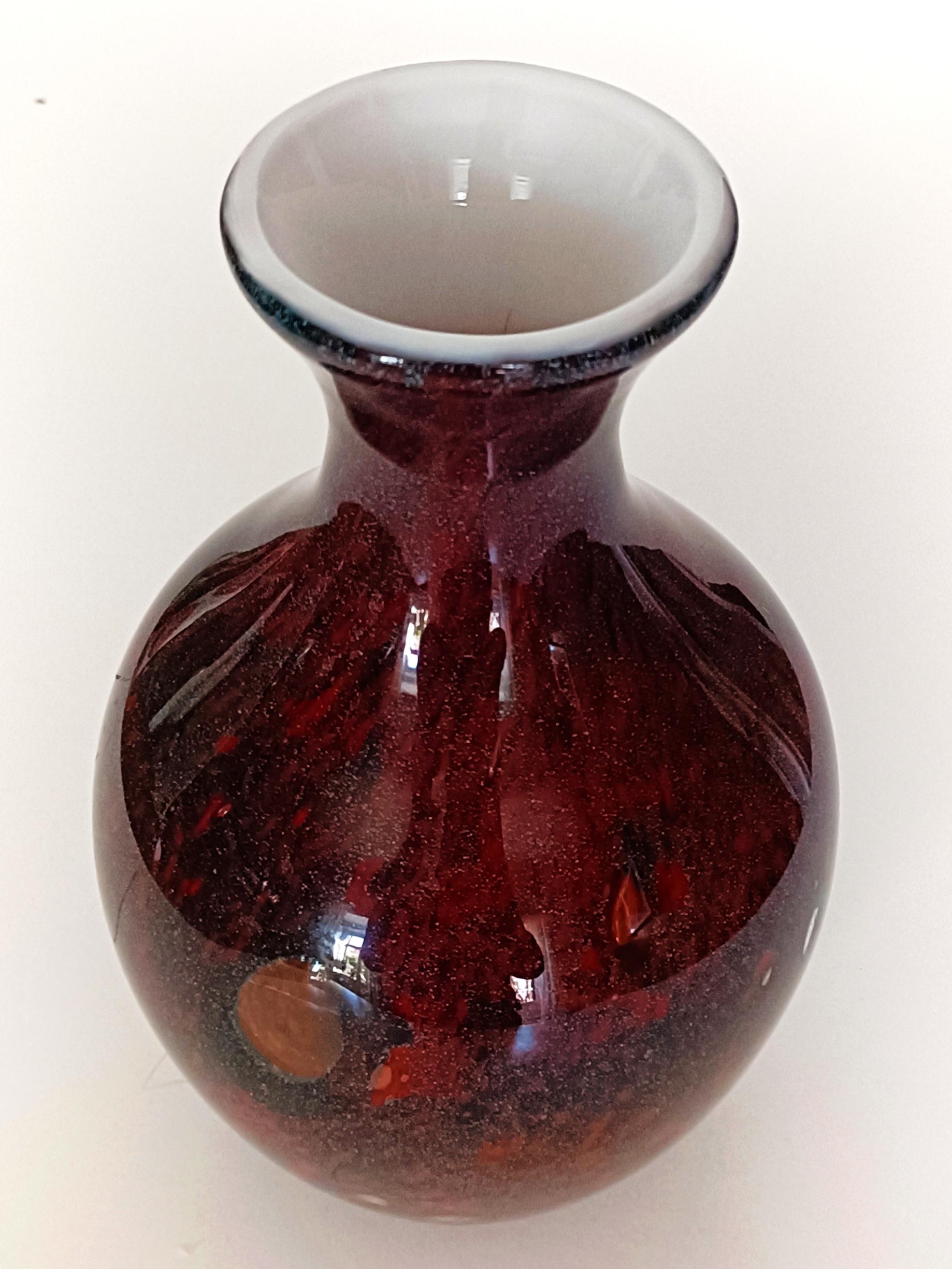 Vintage Mid Century Modern Hand Blown Sommerso Murano Glass Vase, Italy, 1950s In Excellent Condition For Sale In Valencia, VC
