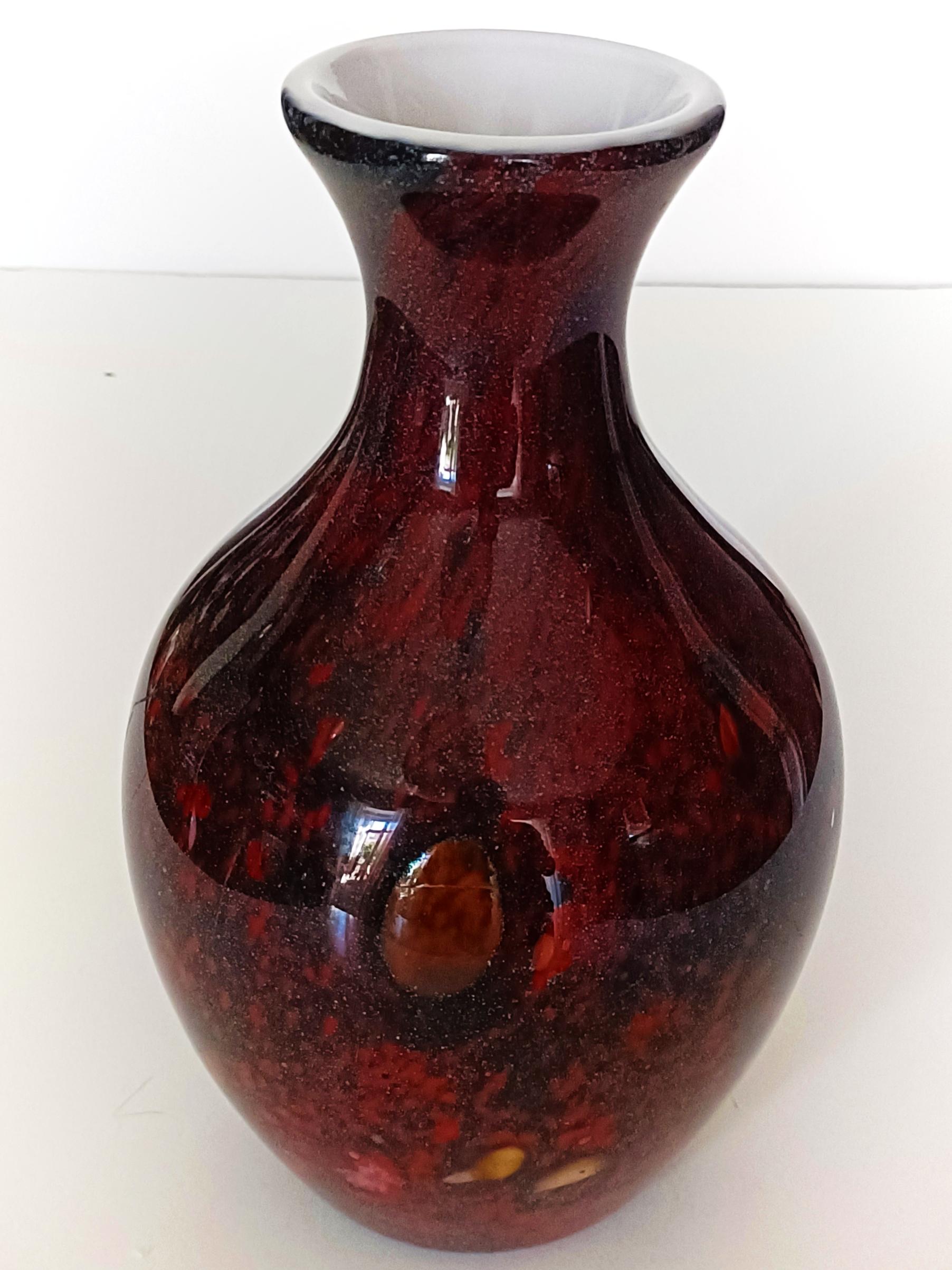 Art Glass Vintage Mid Century Modern Hand Blown Sommerso Murano Glass Vase, Italy, 1950s For Sale