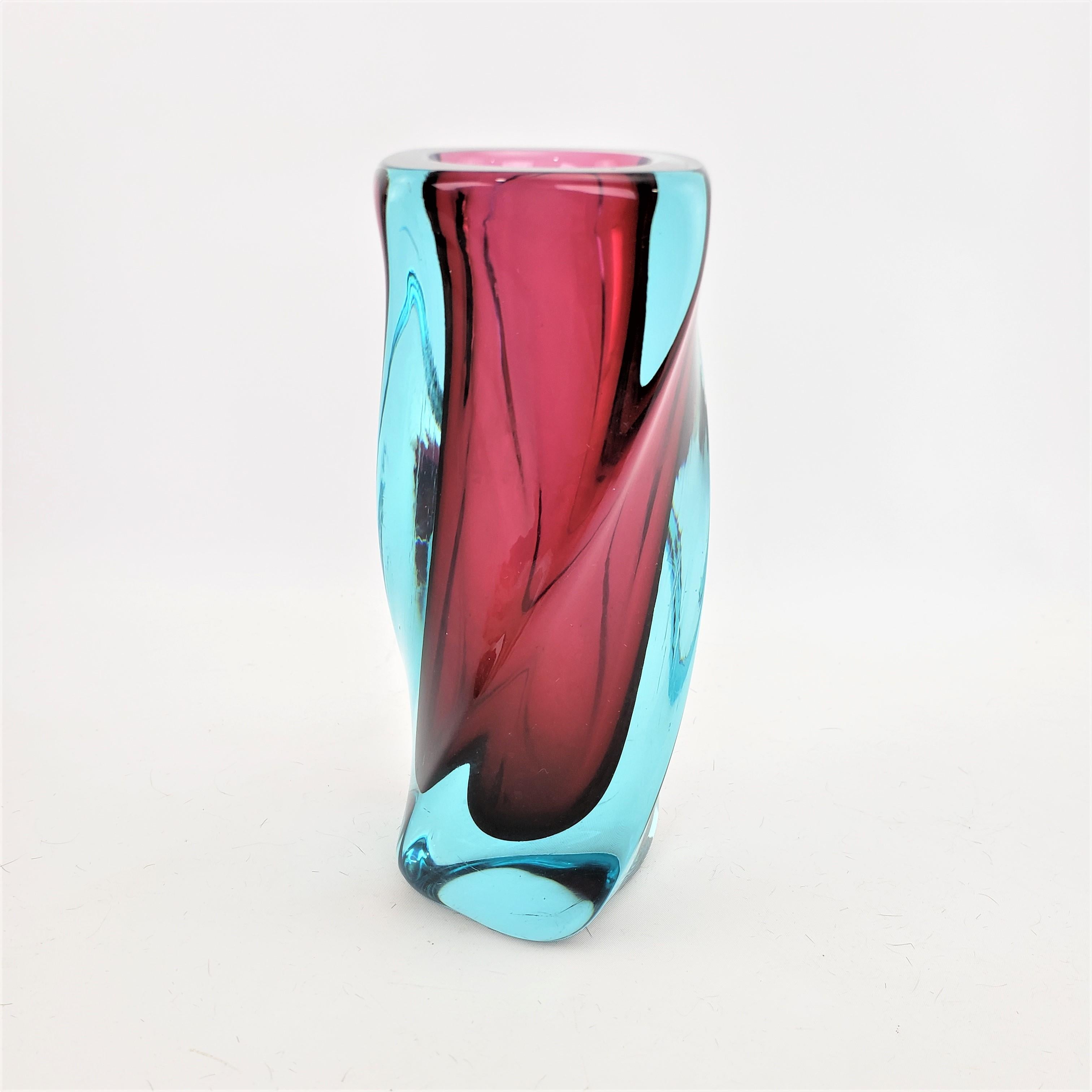 Italian Mid-Century Modern Sommerso Murano Spiral Art Glass Vase