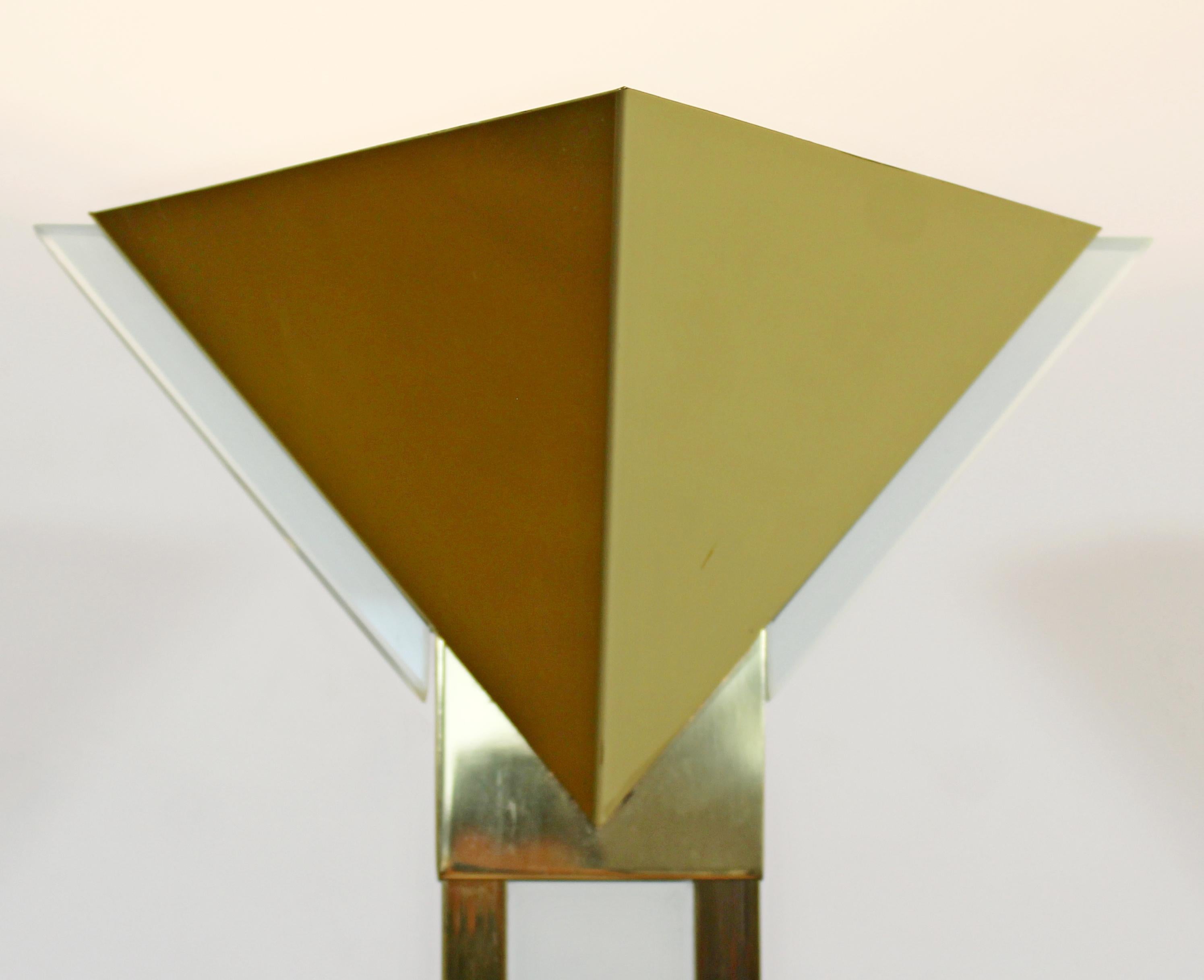 For your consideration is a brilliant, torchiere floor lamp, made of brass and Lucite, by Robert Sonneman for George Kovacs. In excellent vintage condition. The dimensions are 11