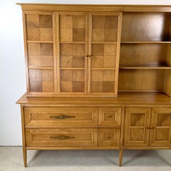 Mid-Century Modern “Sophisticate” Hutch by Tomlinson