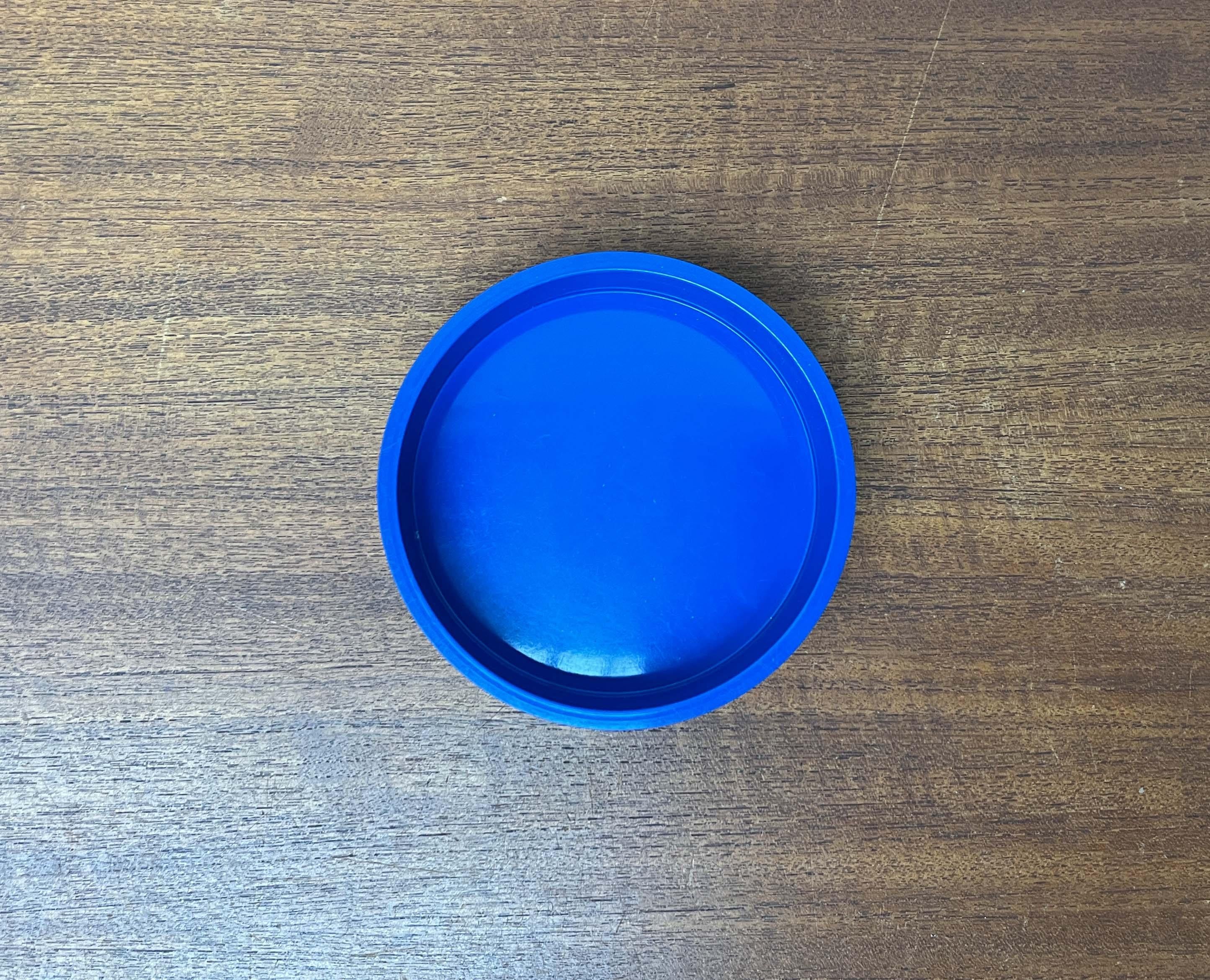 Space Age Ciotola blu di metà secolo Modern AGE di decembre, Finlandia, anni '60 in vendita