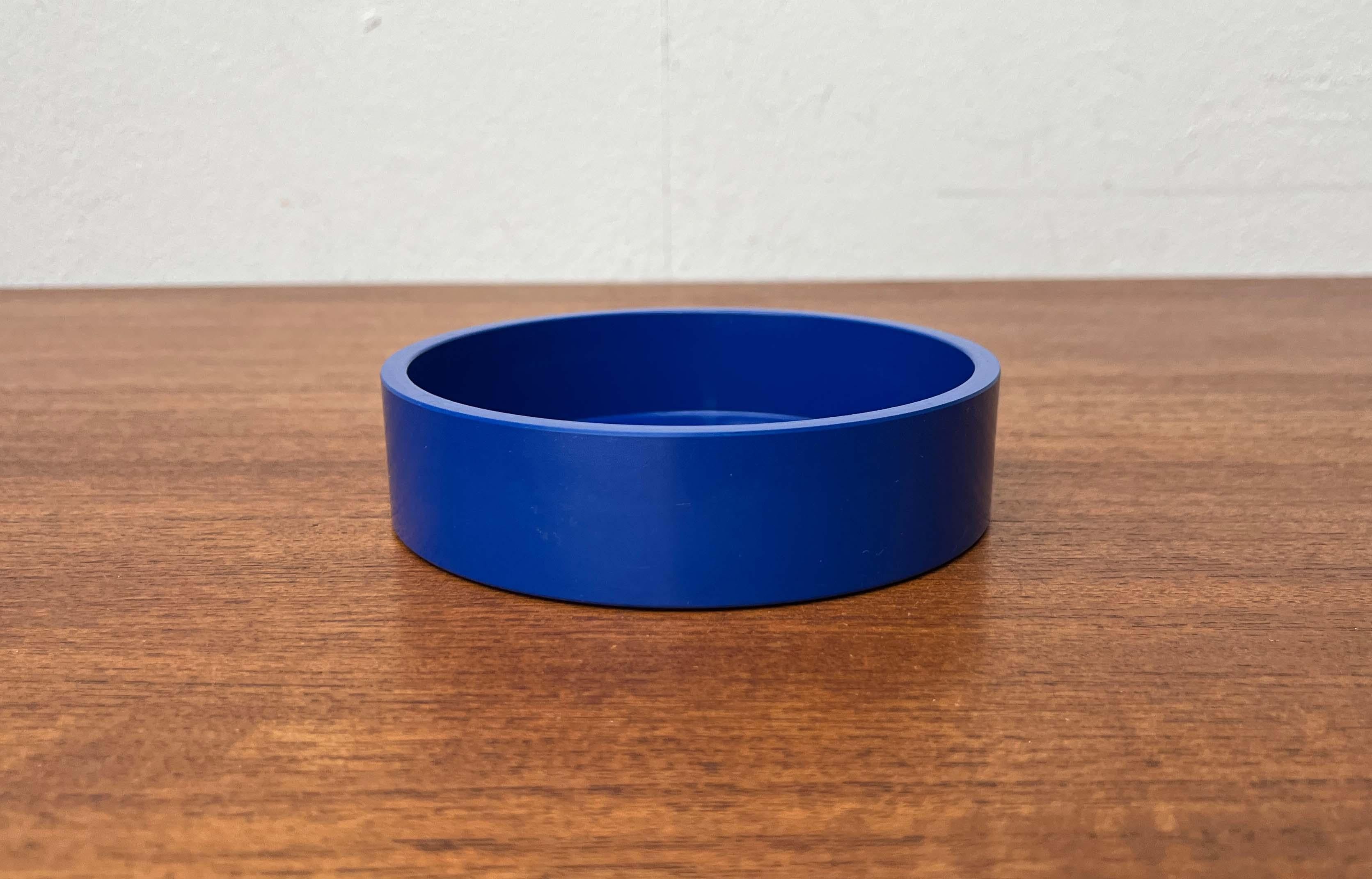 Ciotola blu di metà secolo Modern AGE di decembre, Finlandia, anni '60 In condizioni buone in vendita a Hamburg, DE