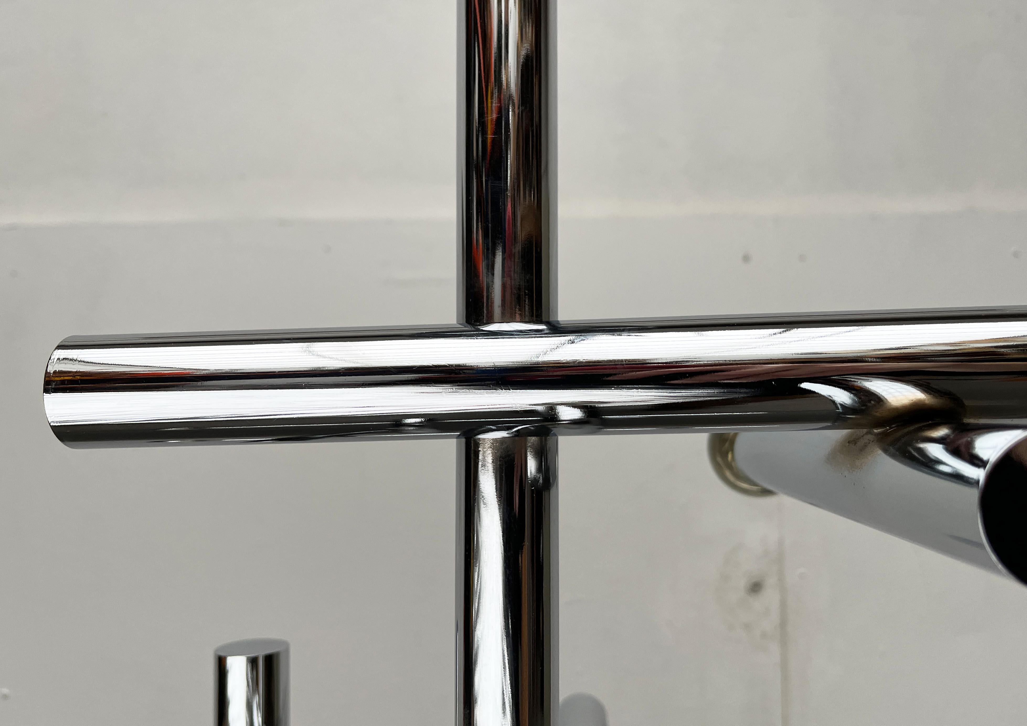 Lampada da soffitto in cromo di Temde, Svizzera, anni '60, Modern Age, metà del secolo scorso in vendita 7