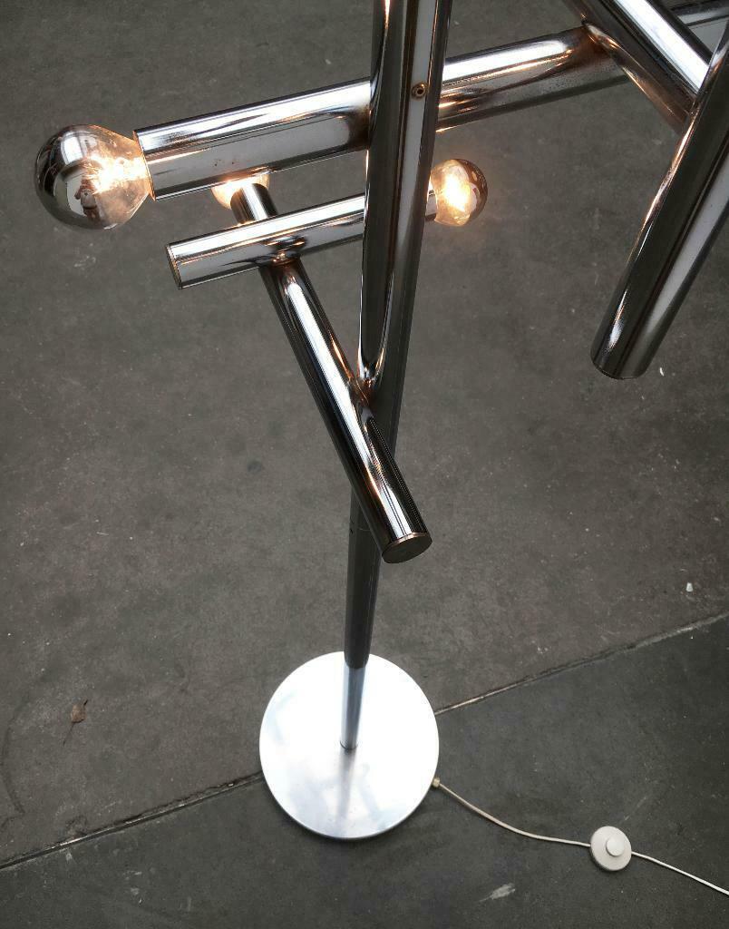 Lampadaire chromé moderne de l'ère spatiale, Temde, Suisse, années 1960 en vente 7