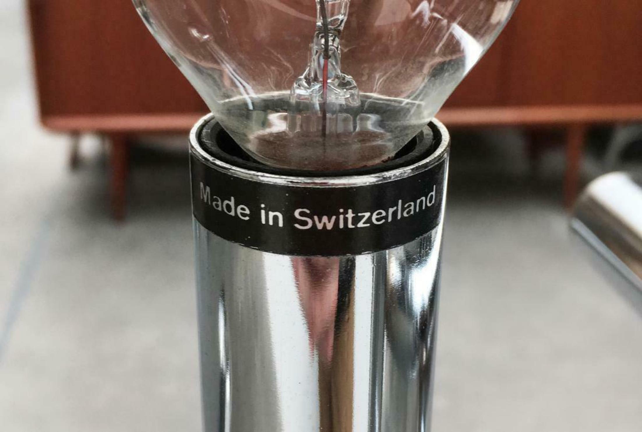 Lampadaire chromé moderne de l'ère spatiale, Temde, Suisse, années 1960 en vente 10