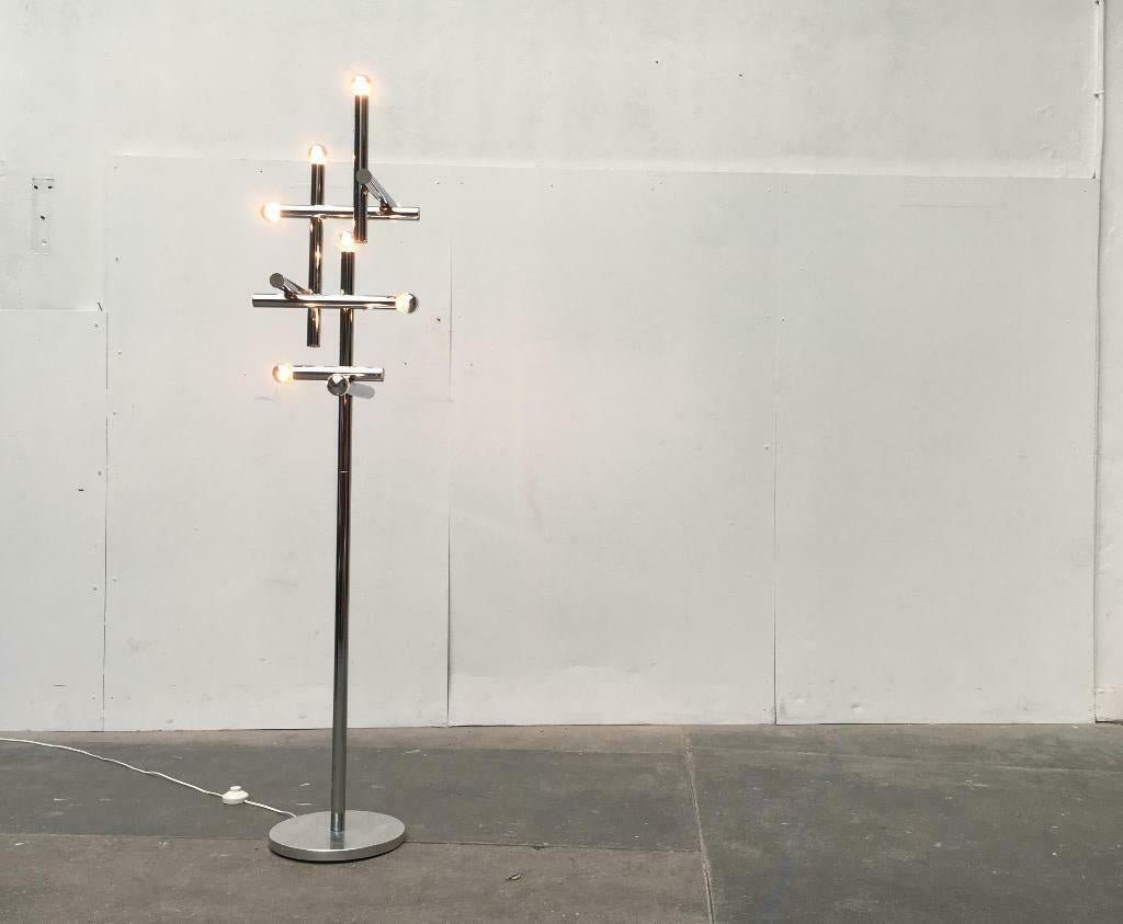Mid-Century Modern Lampadaire chromé moderne de l'ère spatiale, Temde, Suisse, années 1960 en vente