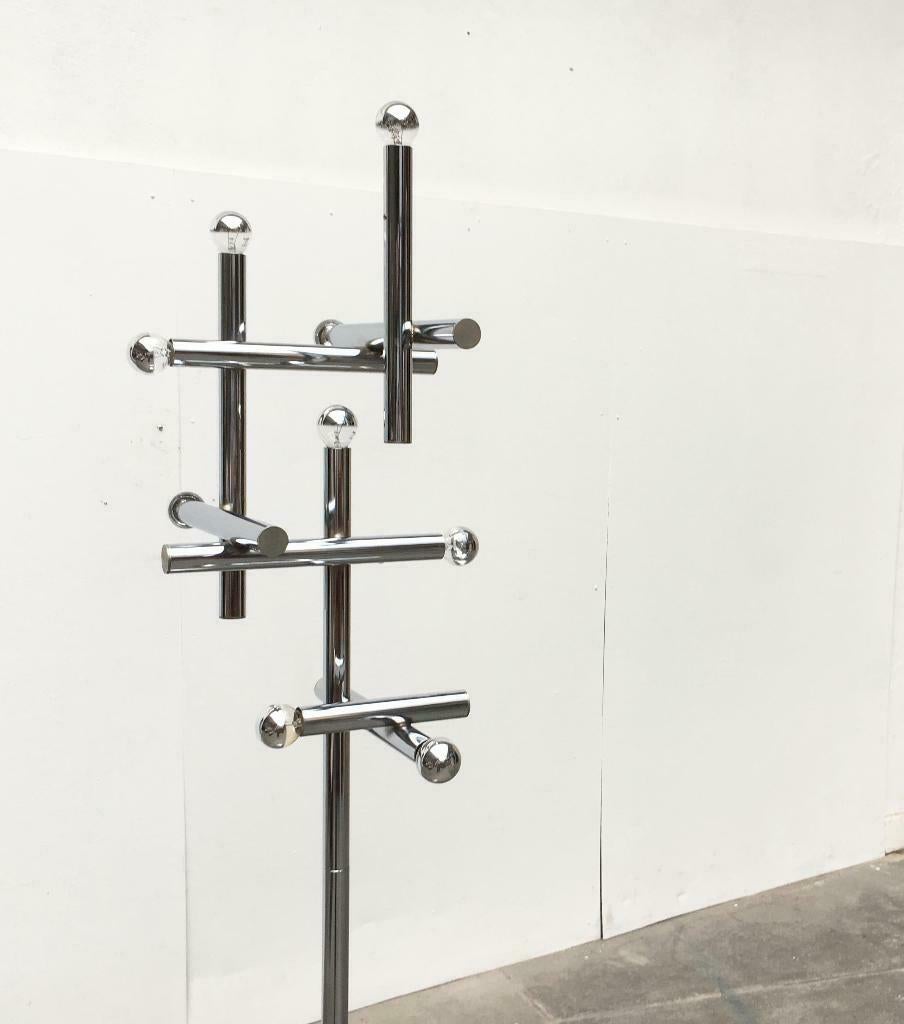 Métal Lampadaire chromé moderne de l'ère spatiale, Temde, Suisse, années 1960 en vente