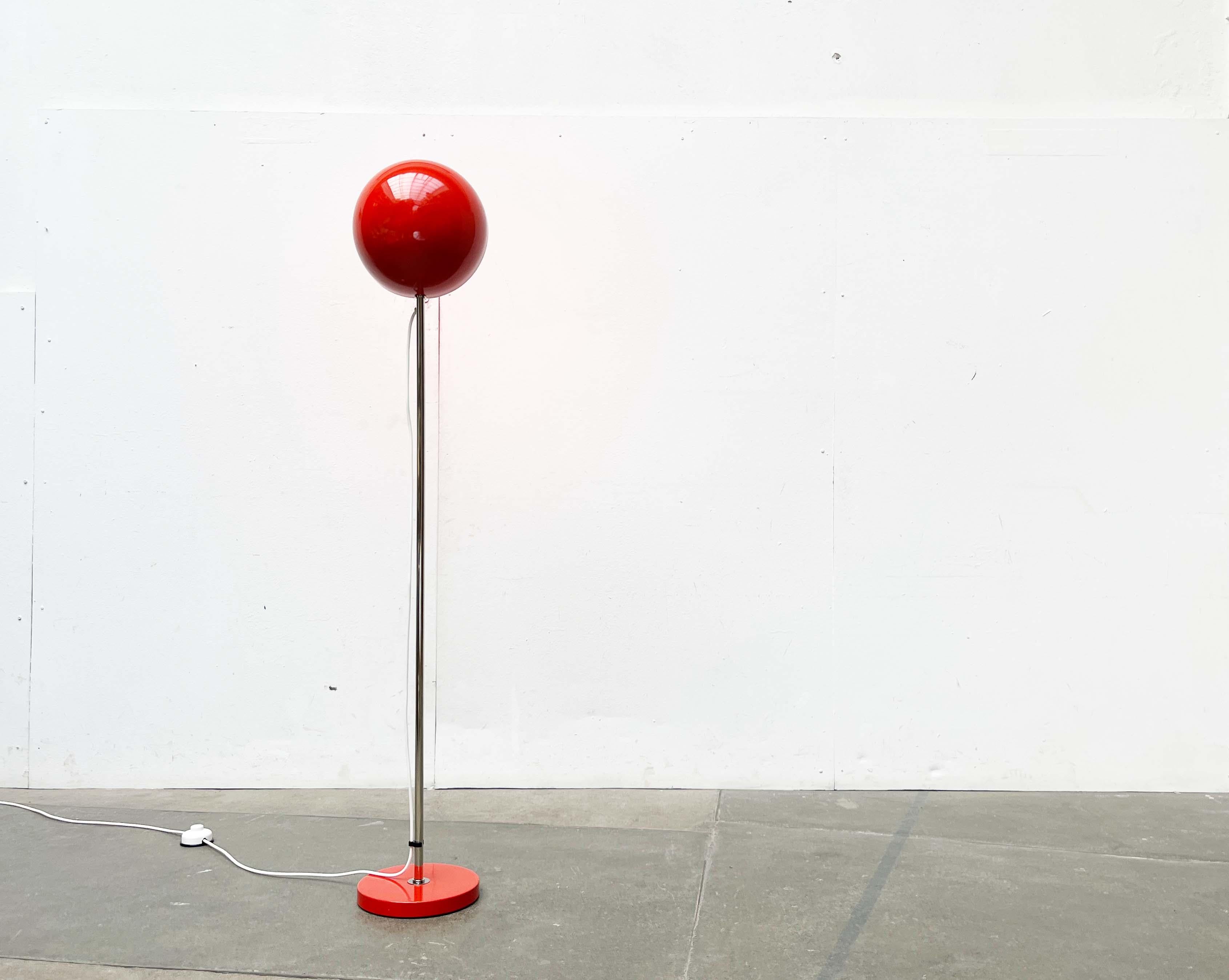 Mid-Century Modern Space Age Eclipse Floor Lamp, Germany, 1960s For Sale 4