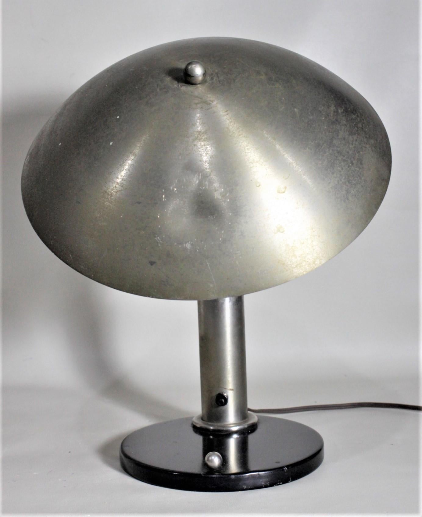 American Mid-Century Modern Space Age Flying Saucer Styled Desk or Table Lamp