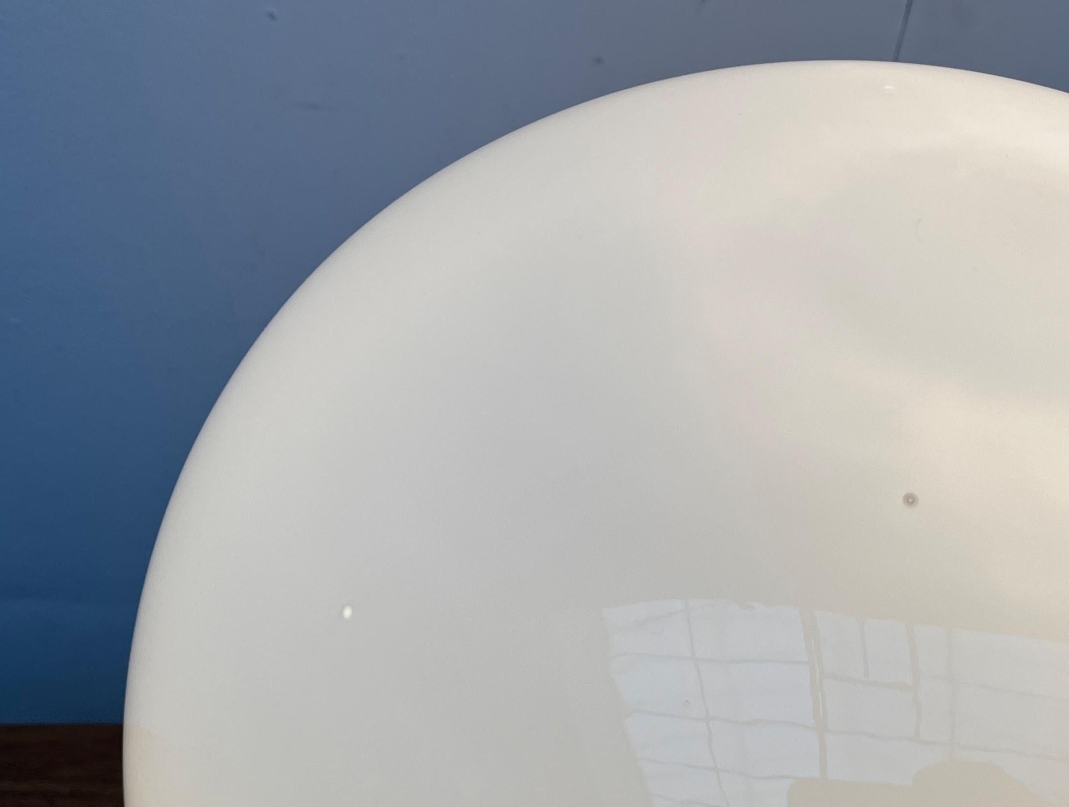 Mid-Century Modern Space Age Giant Bulb Table Lamp by Ingo Maurer for M Design For Sale 5