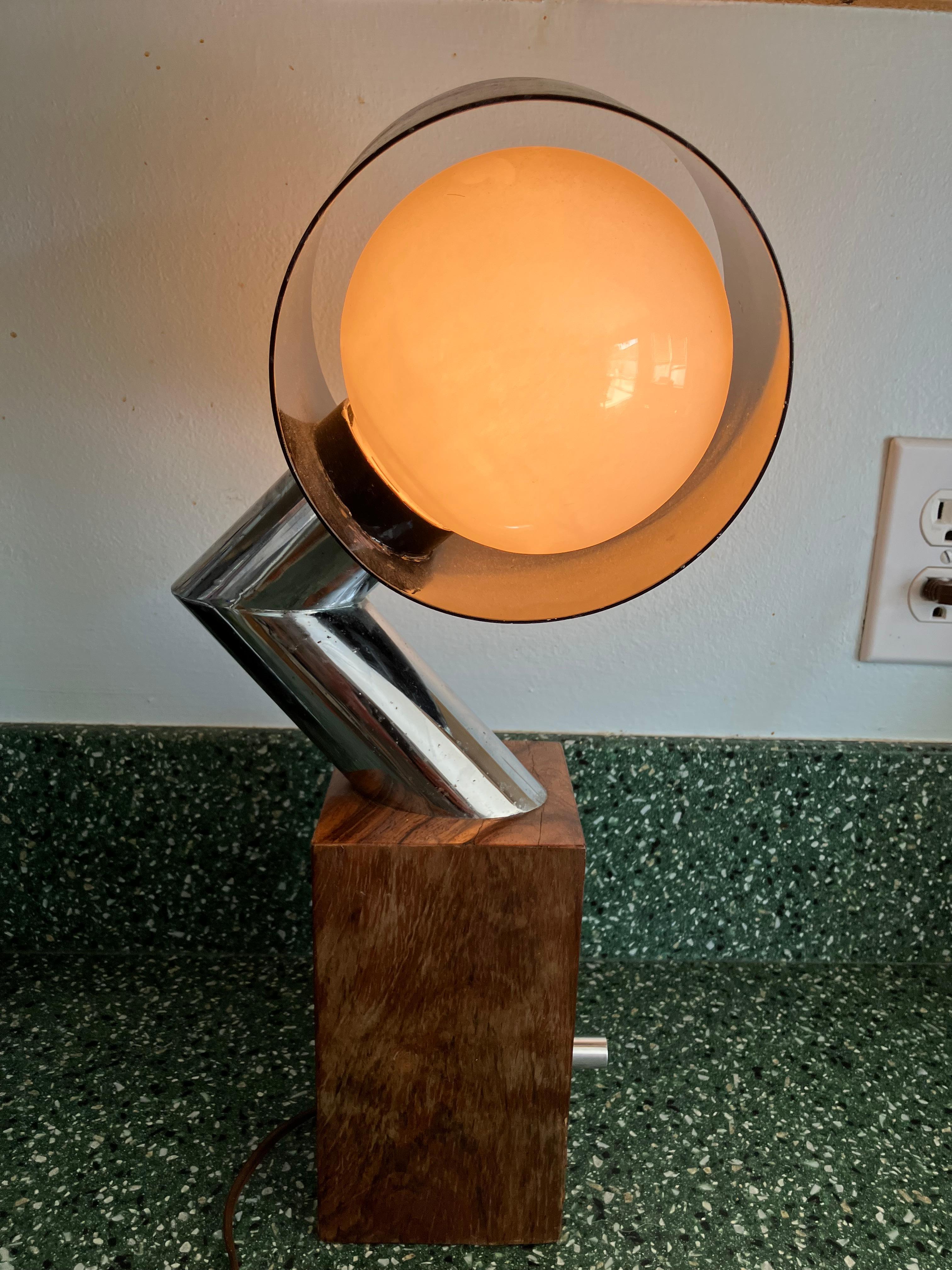 Hand-Crafted Mid-century modern space age lamp For Sale