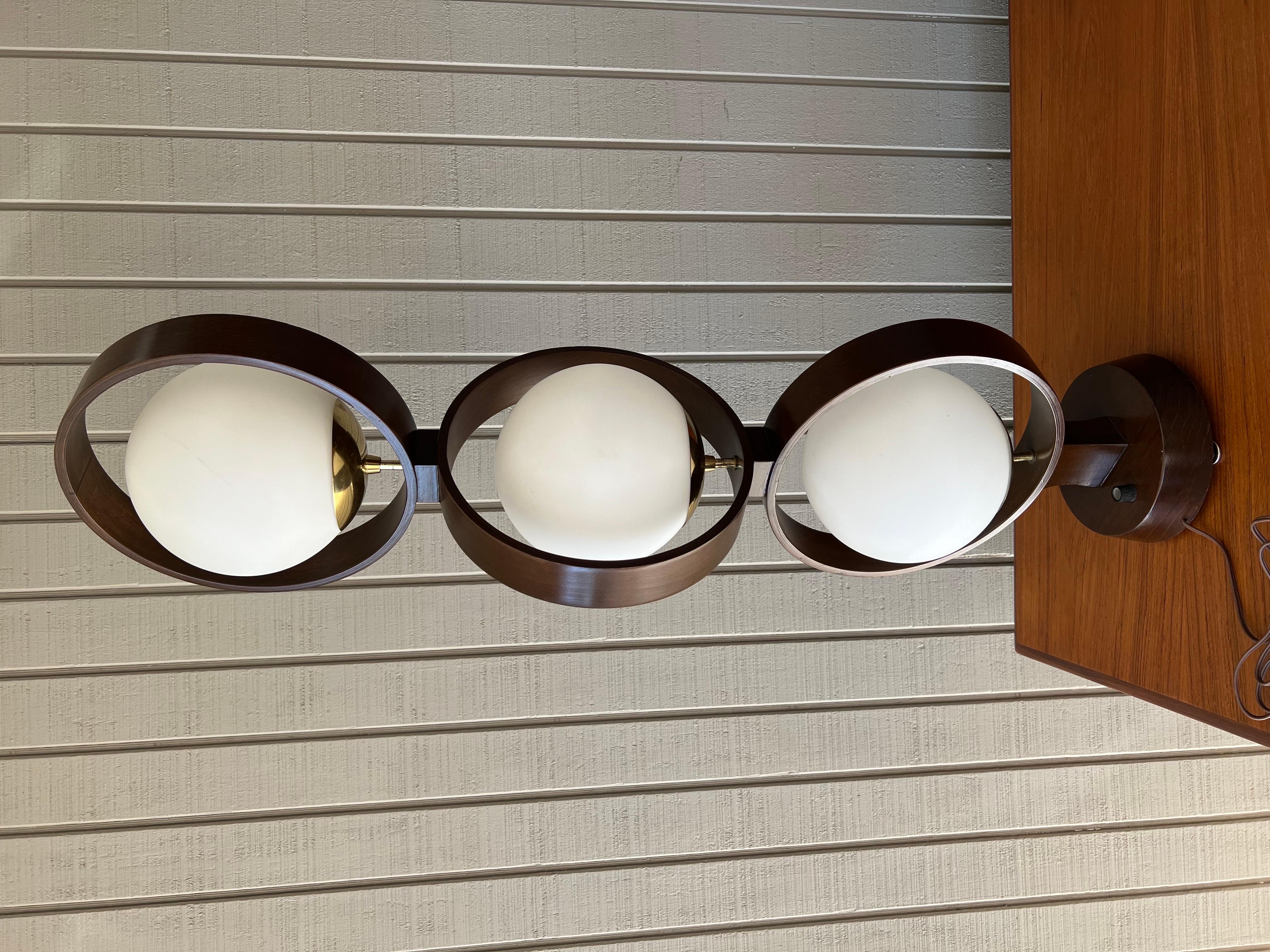 Mid century modern space age Modeline three globe lamp For Sale 3