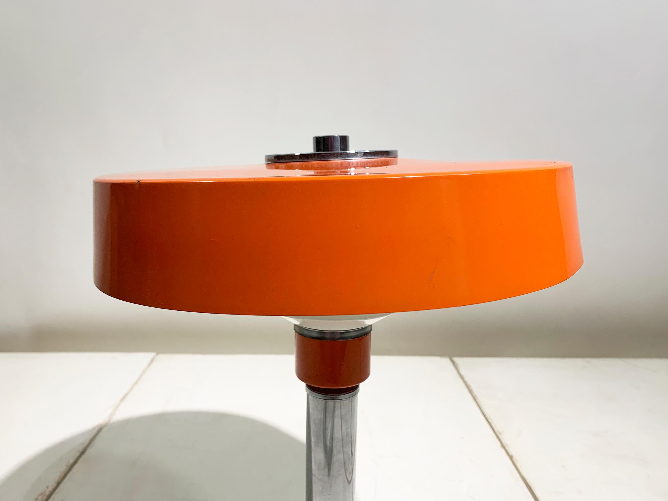 20ième siècle Lampe de table 