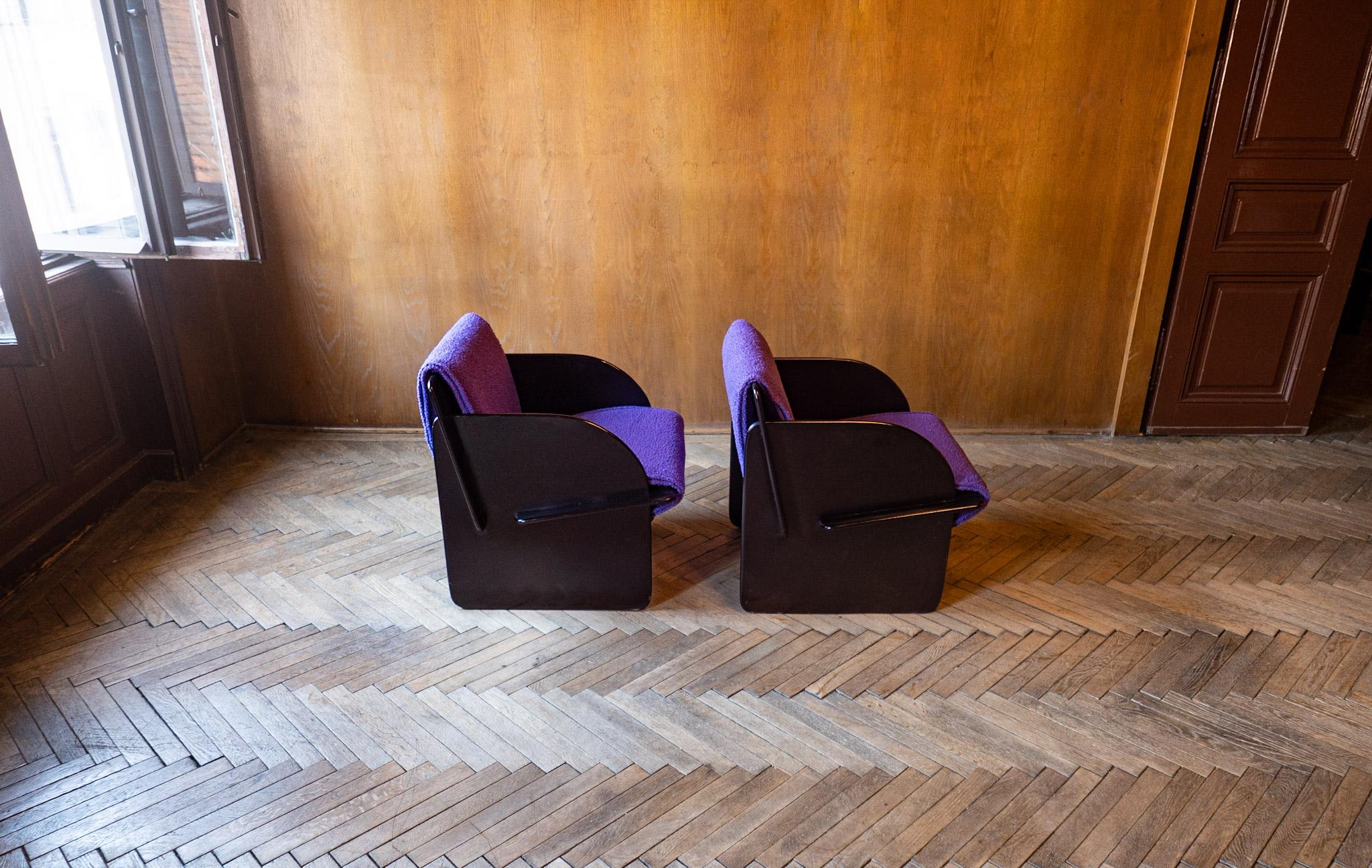 Italian Mid-Century Modern Space Age Purple Bouclé Chairs, Italy 1970s