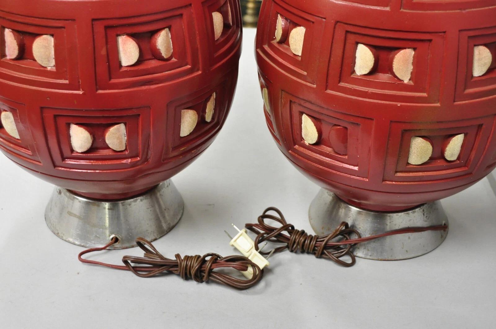 Mid Century Modern Space Age Rote Keramik Bienenstock große Tischlampen - ein Paar im Angebot 4