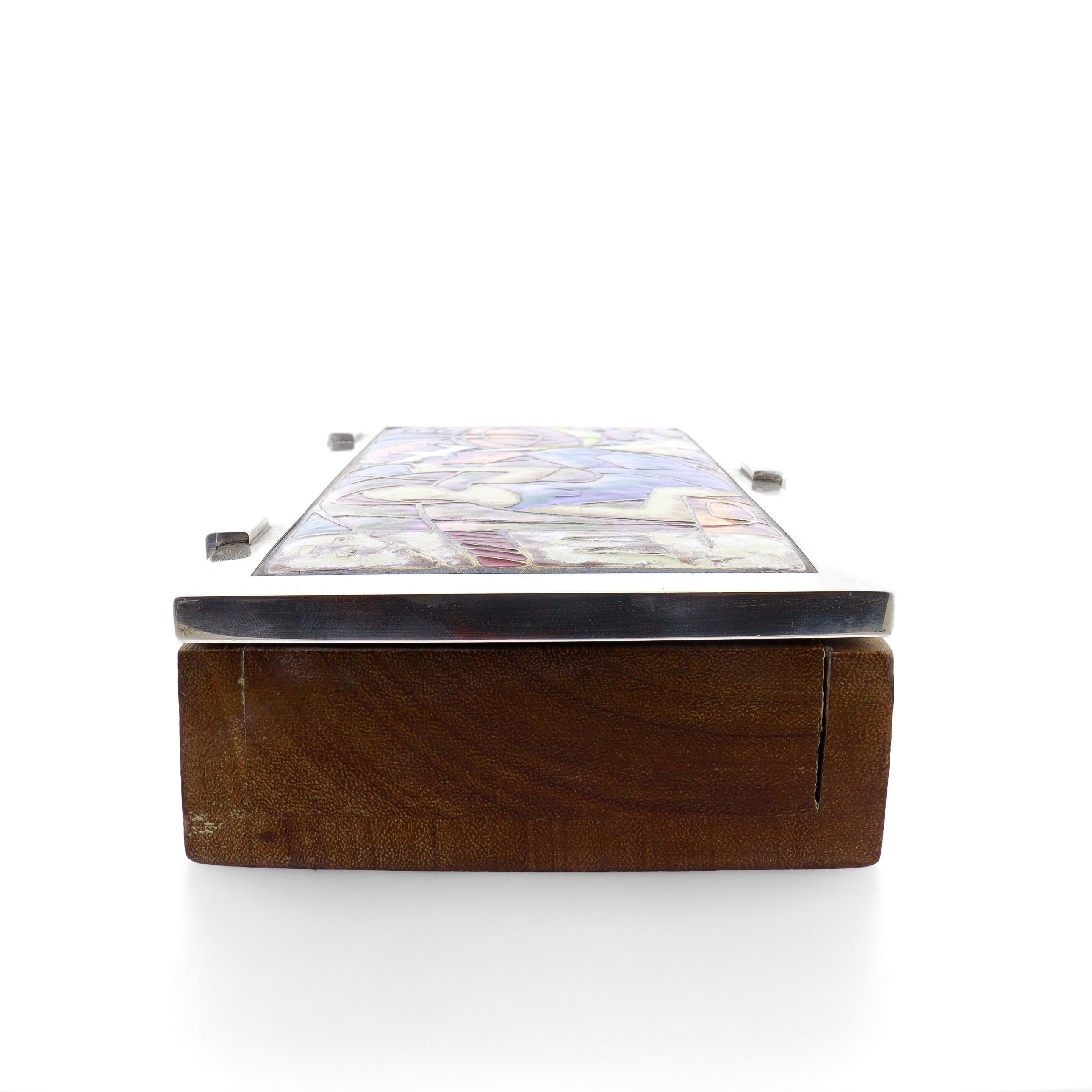 Caja de madera española moderna de mediados de siglo con tapa de plata y esmalte en venta 5