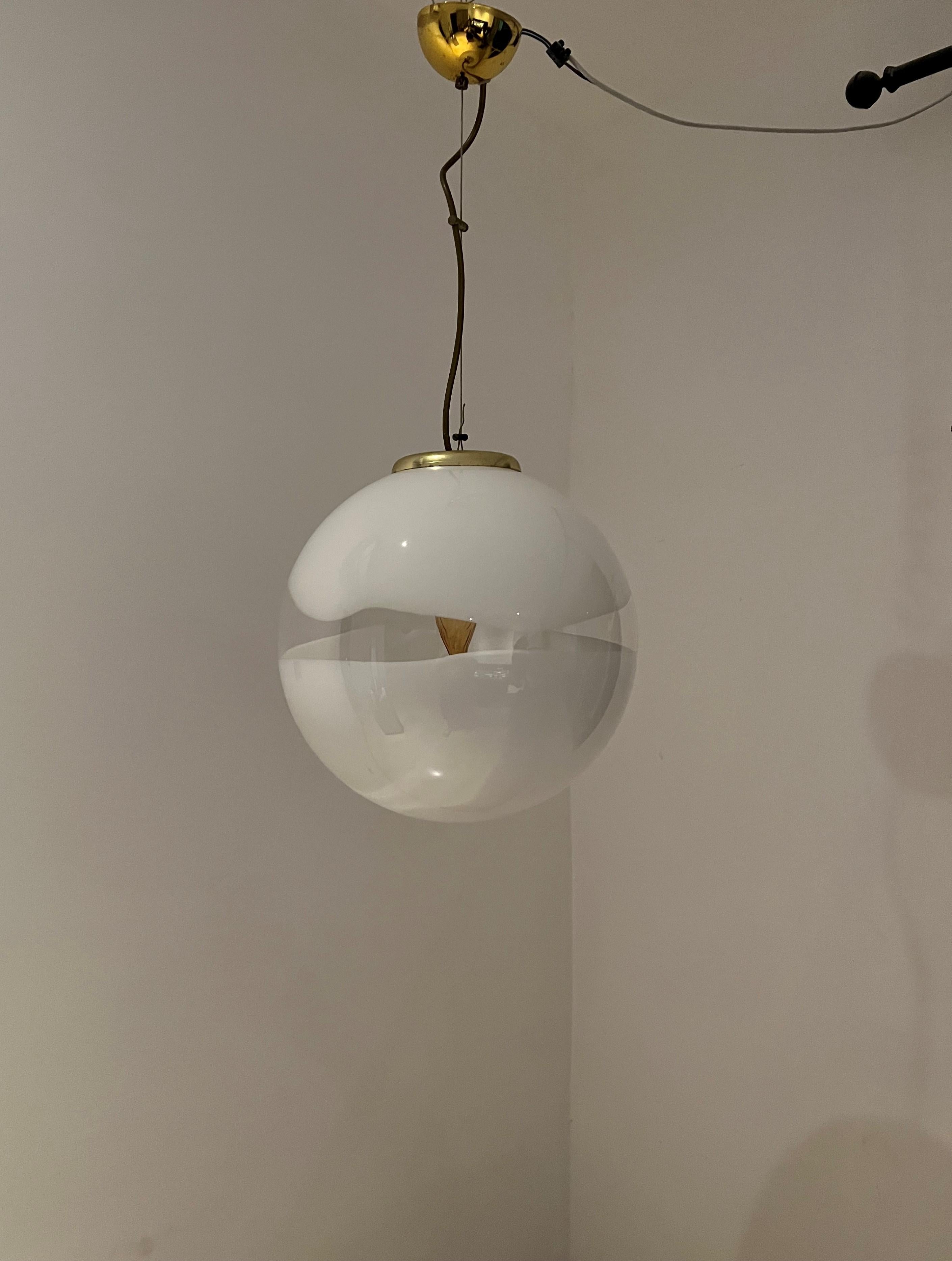 20th Century Mid-Century Modern Sphere Chandelier in Murano Glass attr to Leucos, italy 1970s For Sale