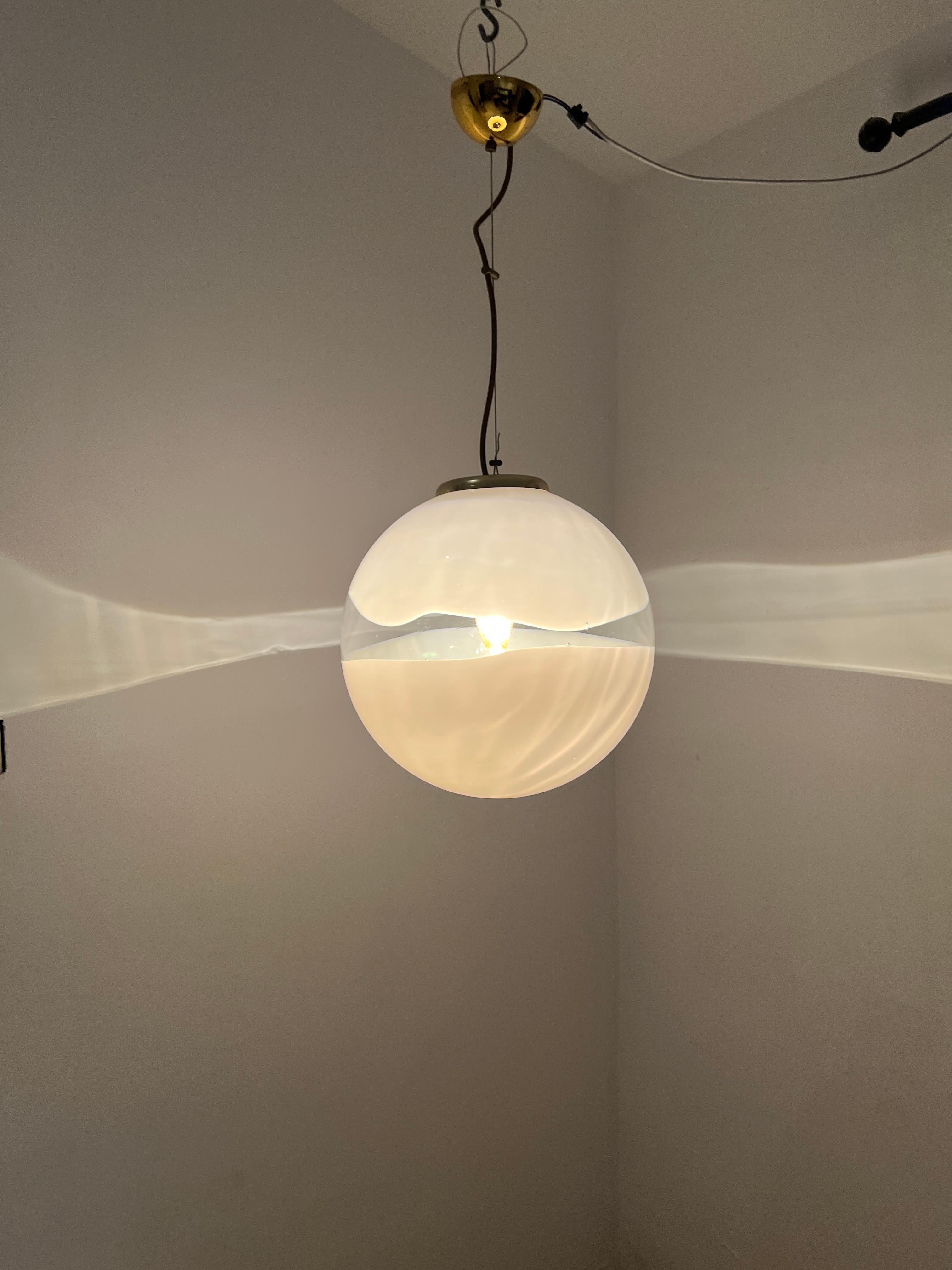 Mid-Century Modern Sphere Chandelier in Murano Glass attr to Leucos, italy 1970s For Sale 1
