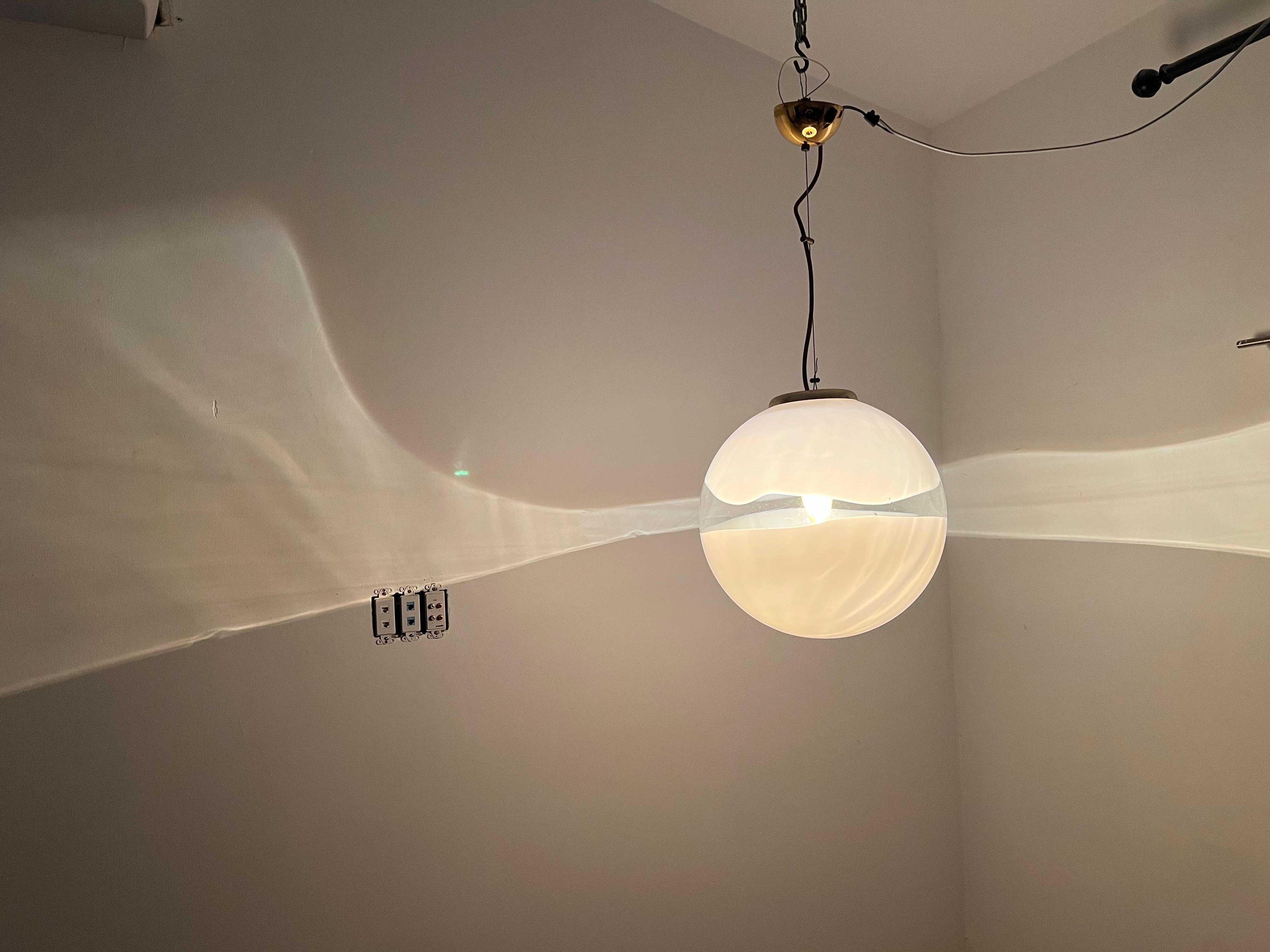 Mid-Century Modern Sphere Chandelier in Murano Glass attr to Leucos, italy 1970s For Sale 2