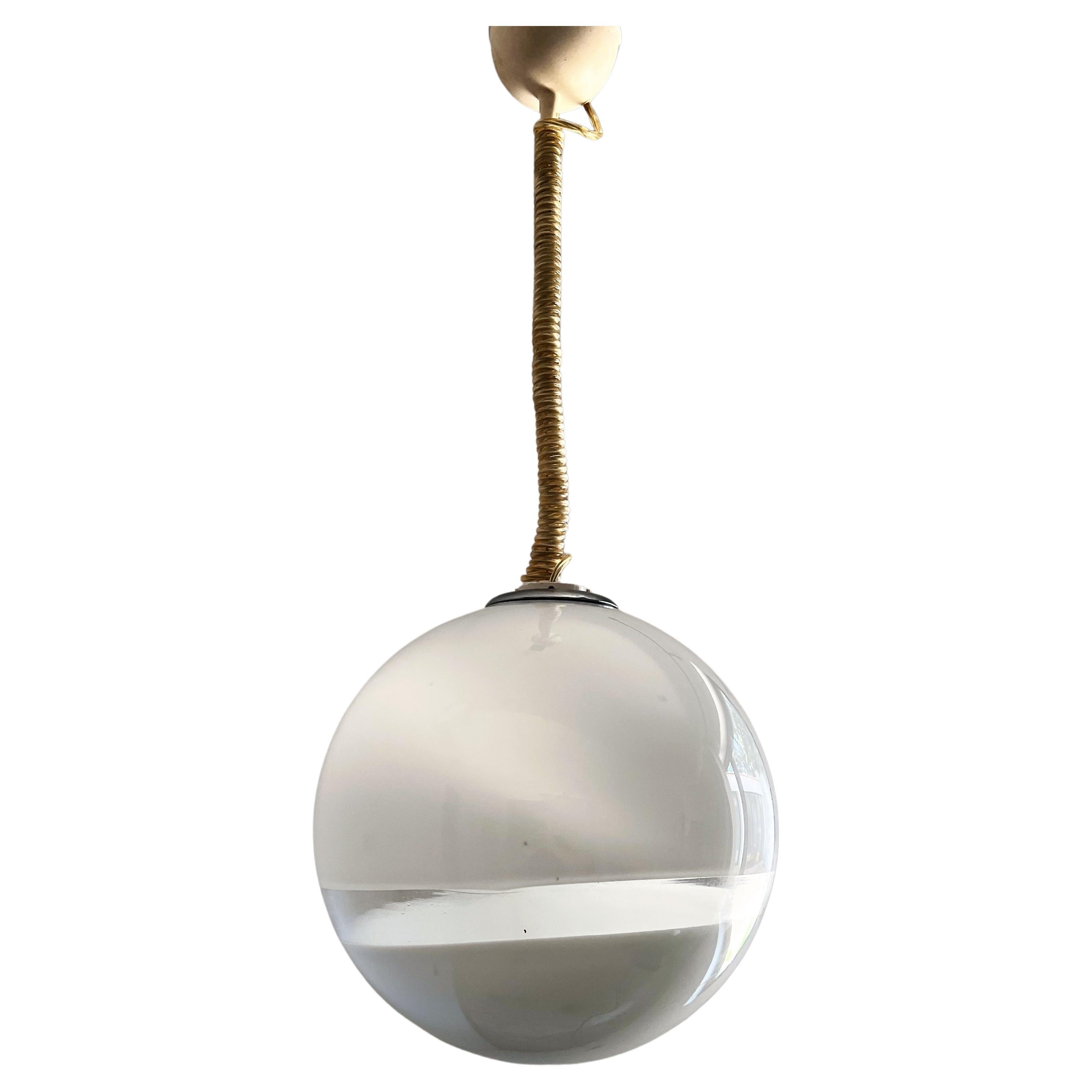 Lustre sphérique moderne du milieu du siècle dernier en verre de Murano  Leucos, Italie, années 1970 en vente
